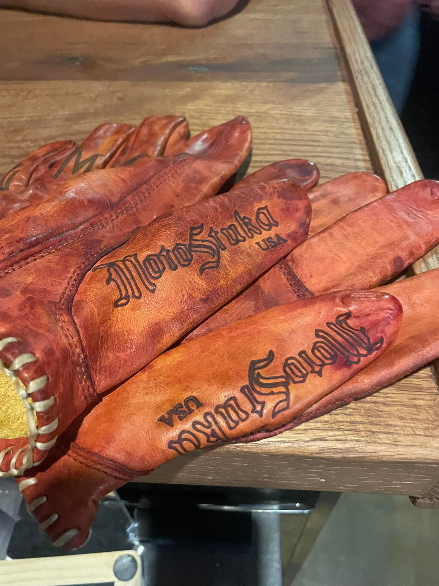 MotoStuka Made these rad gloves for us. Gonna give them away to 