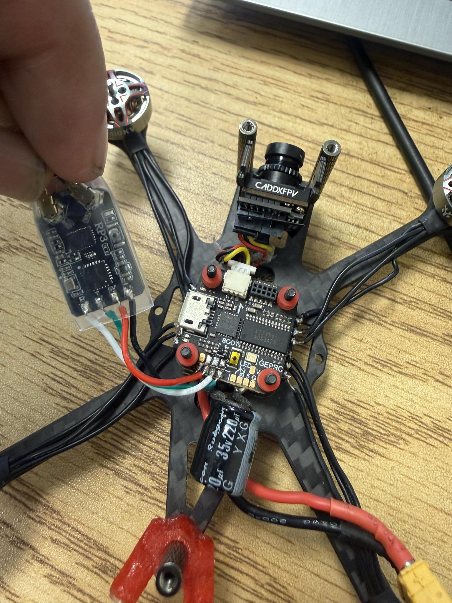 2x 90amp flycolor flymonster, 2x 1500kv brushless motors, and a