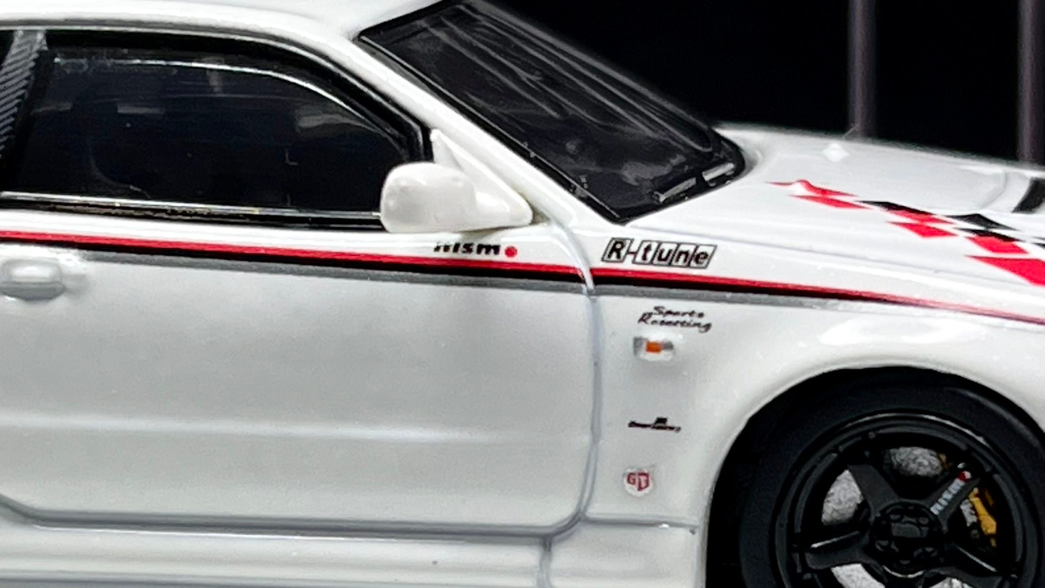Inno 64 Skyline GT-R R34 Nismo Sport Resetting