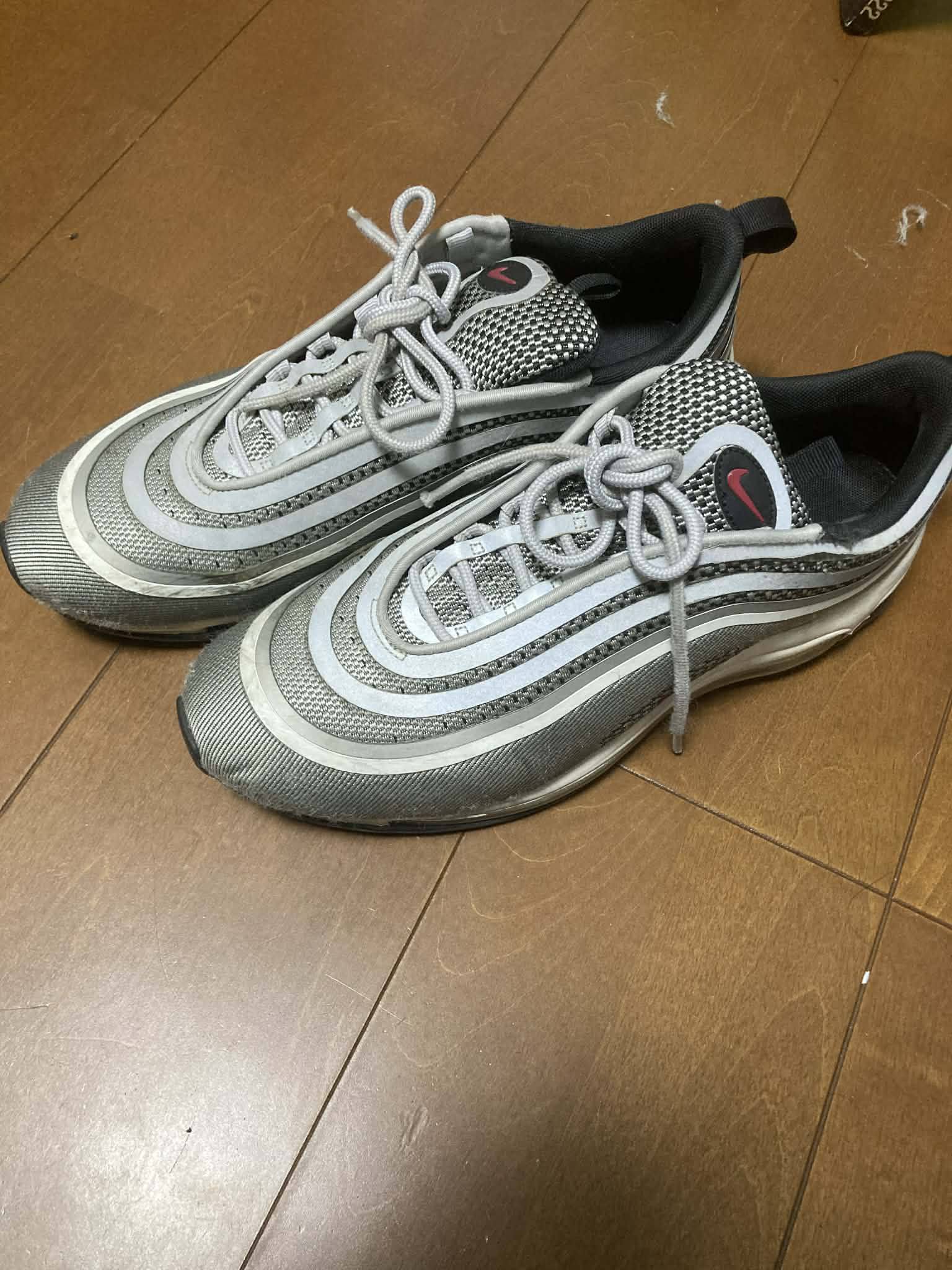 Nike Air Max 97 Ultra Metallic Silver-Varsity-Red with reflective 
