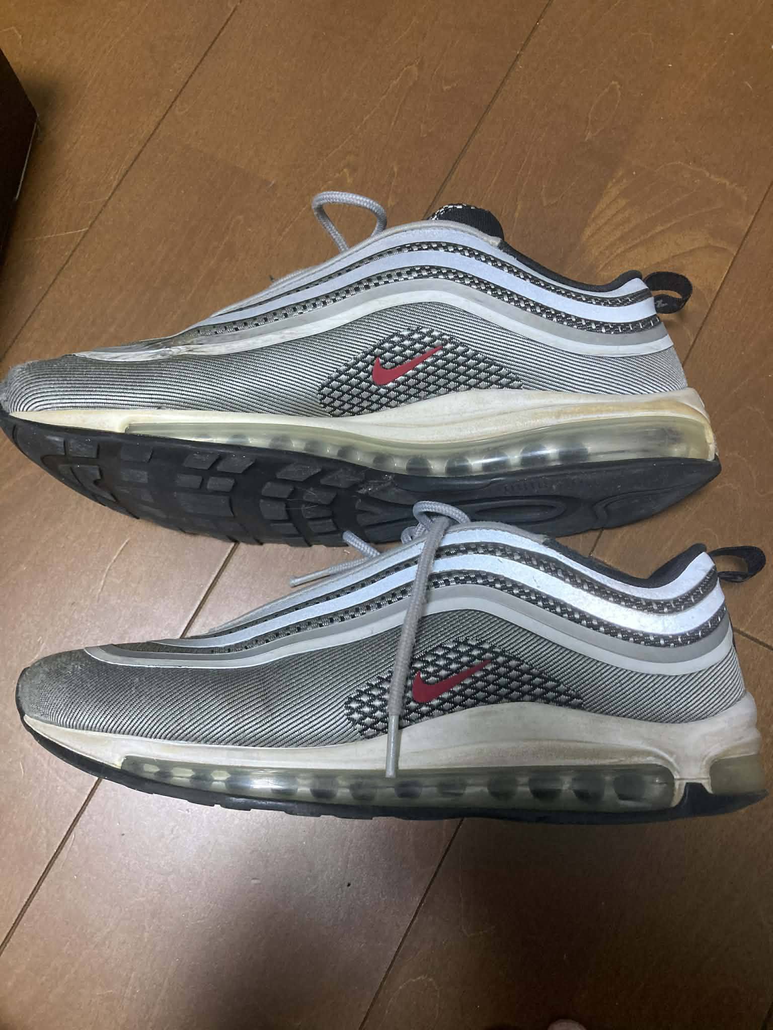 Nike Air Max 97 Ultra Metallic Silver-Varsity-Red with reflective 