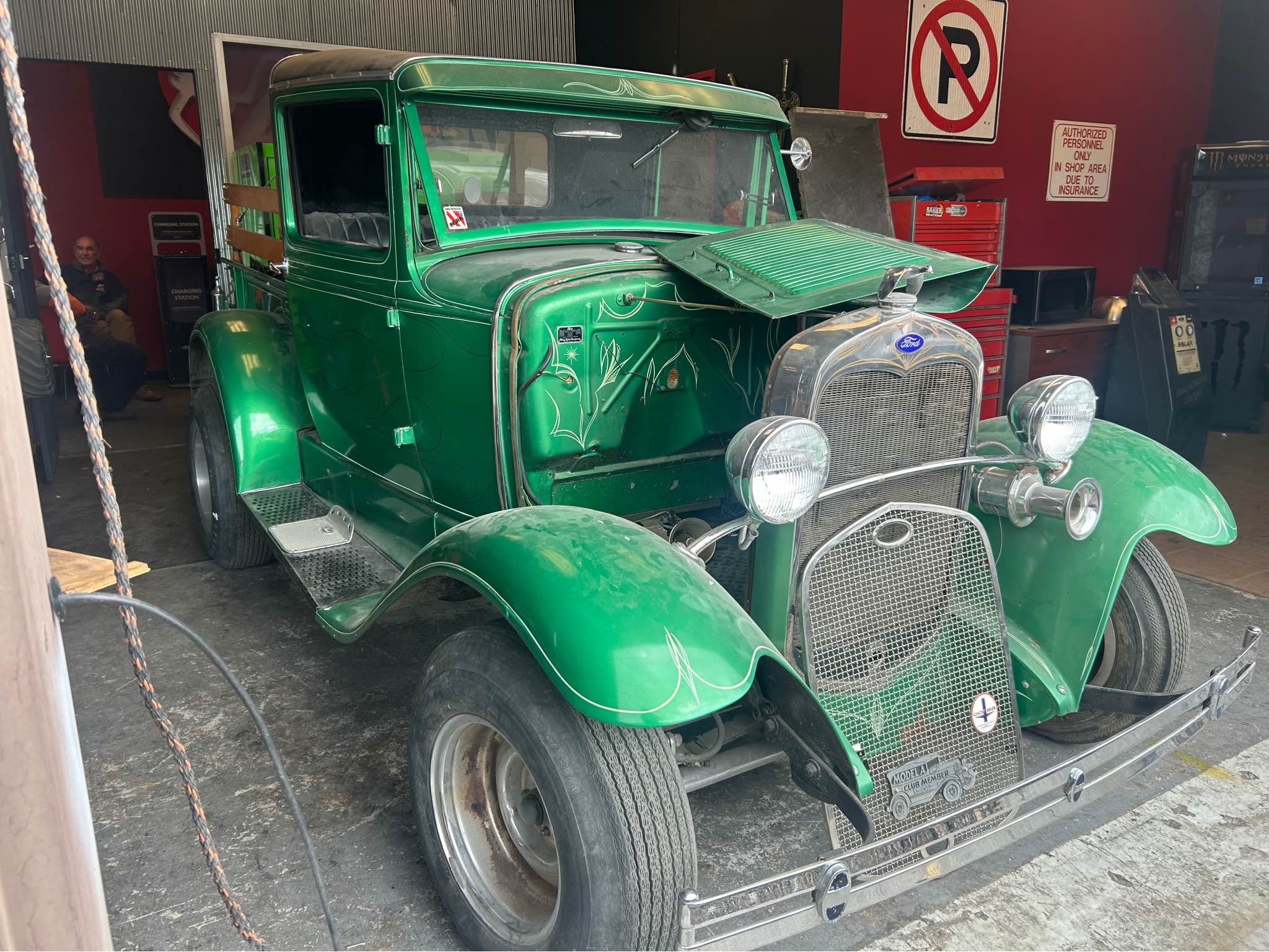 HOT ROD SWAP MEET | Perfect Hot Rod Project all steel must see No motor ...