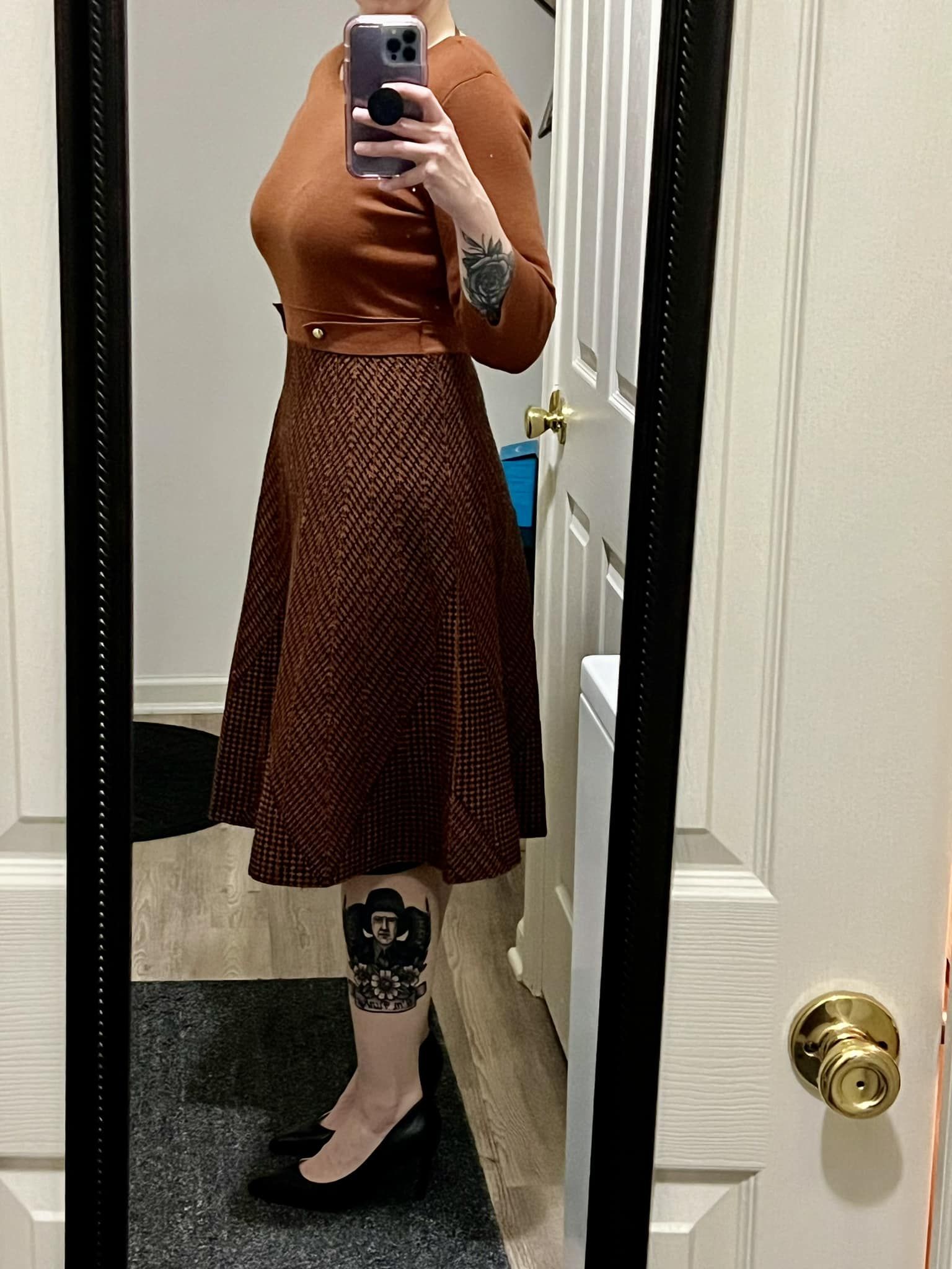 what colour tights to wear with beige dress color match this for pale legs? Color:French Blue Eyelet Chest 41.5” Waist 43” Style:ADAE213650 Black Tight Dress with
