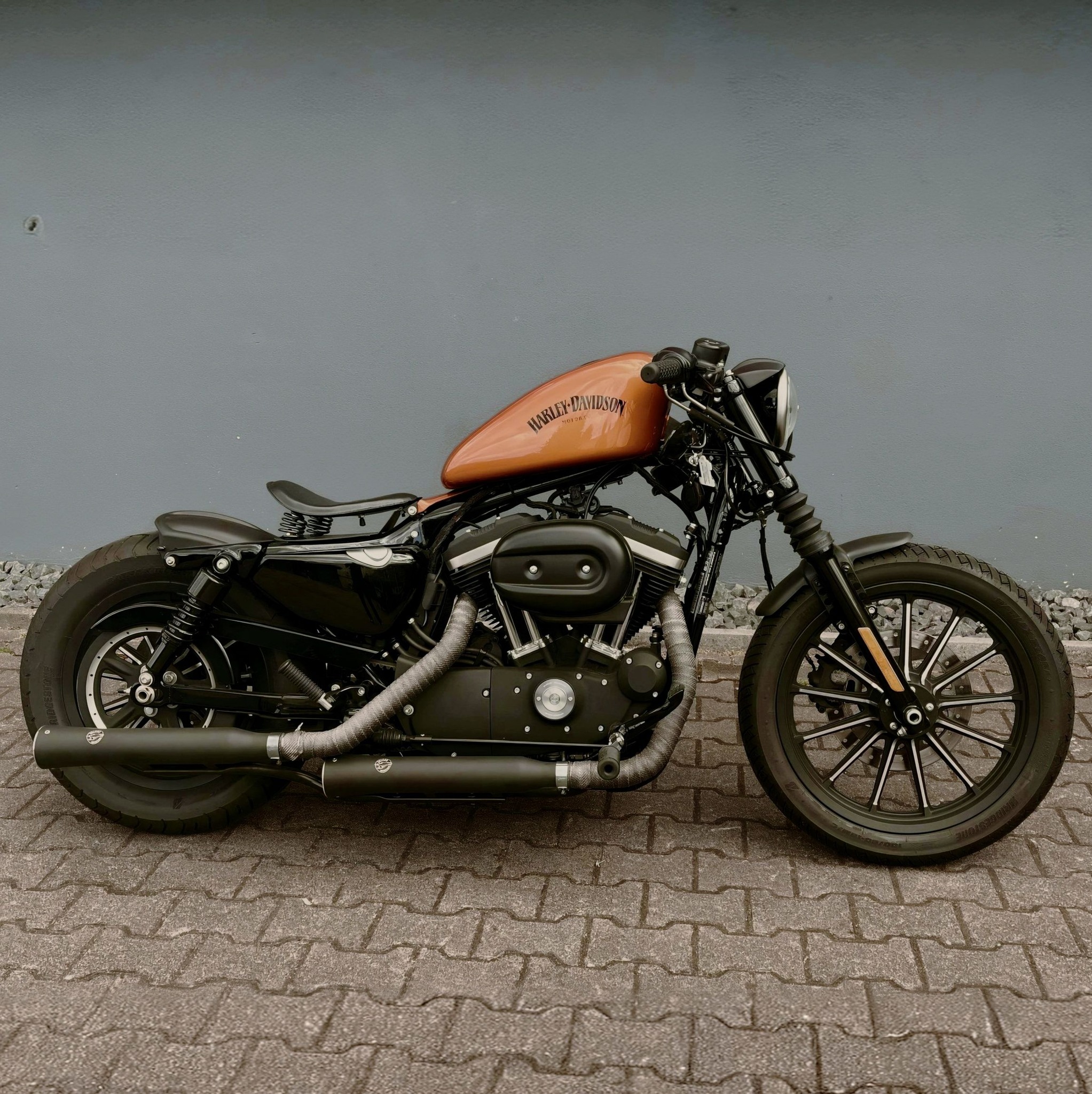 By @f.zimbaldi Retro-upgrade of a Harley Davidson Sportster 883