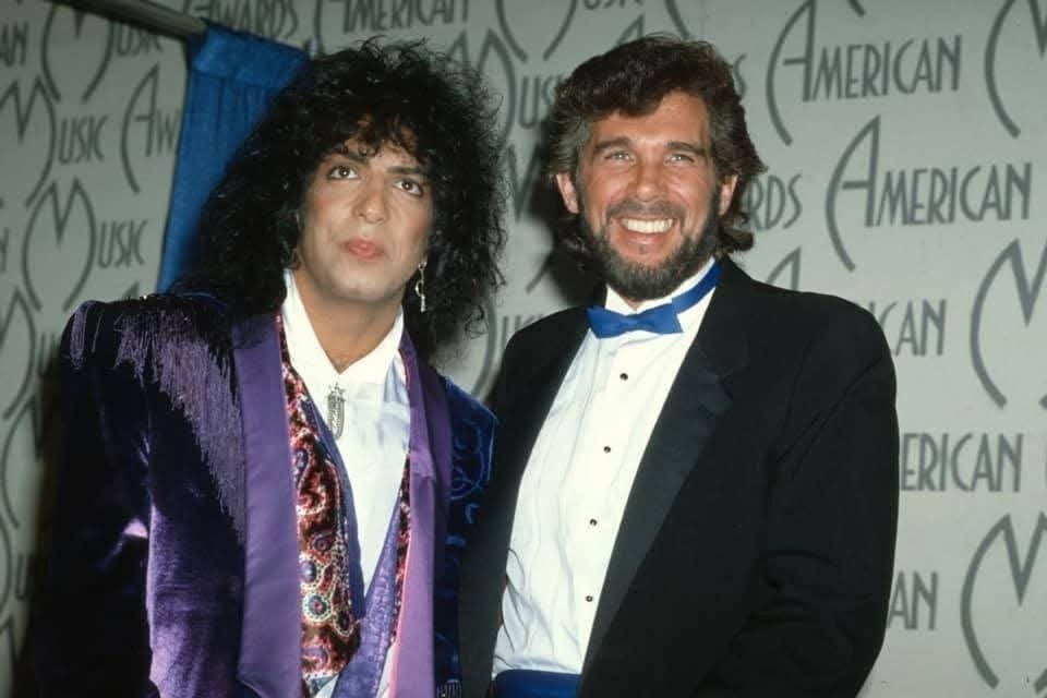 Black - #KISStory: 27 de janeiro de 1986 Paul Stanley — acompanhado de ...