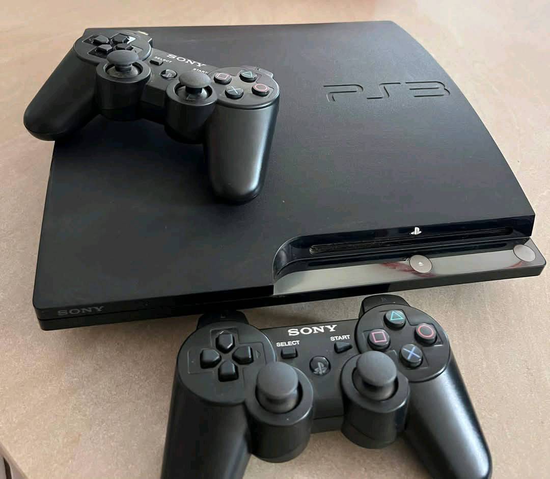 Lot De 2 Manettes PS3 Sans Fil 6 Axes - Noir Et Blanc - Pour PlayStation 3 - Neuf Ouvert