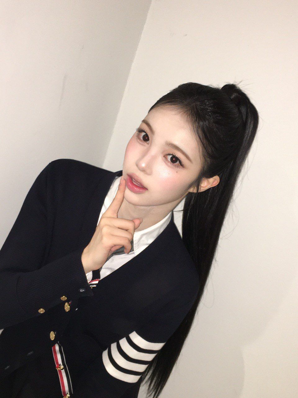 イアン iconic hearts2hearts heart weverse