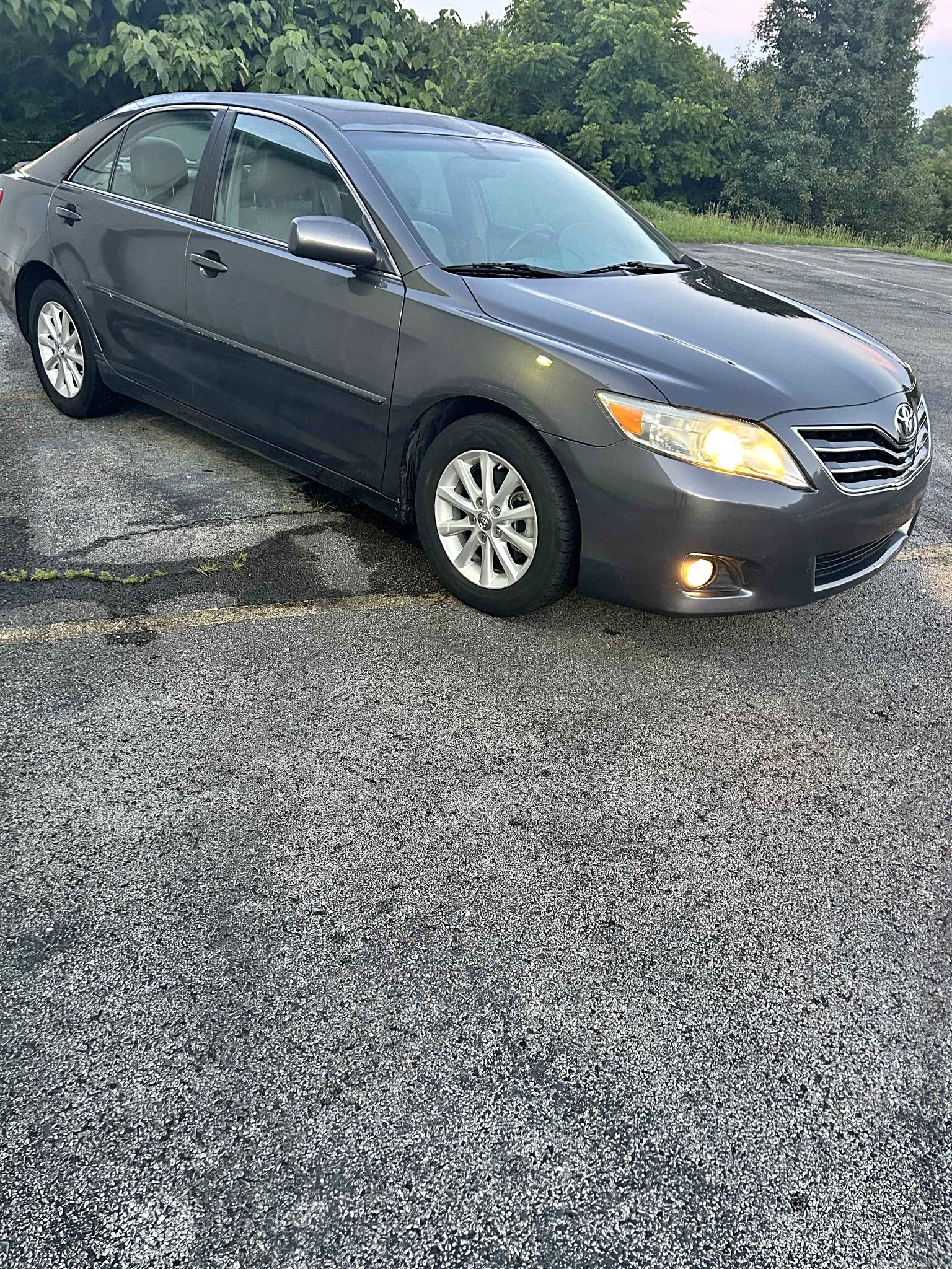 2011 Toyota Camry · XLE Sedan 4D