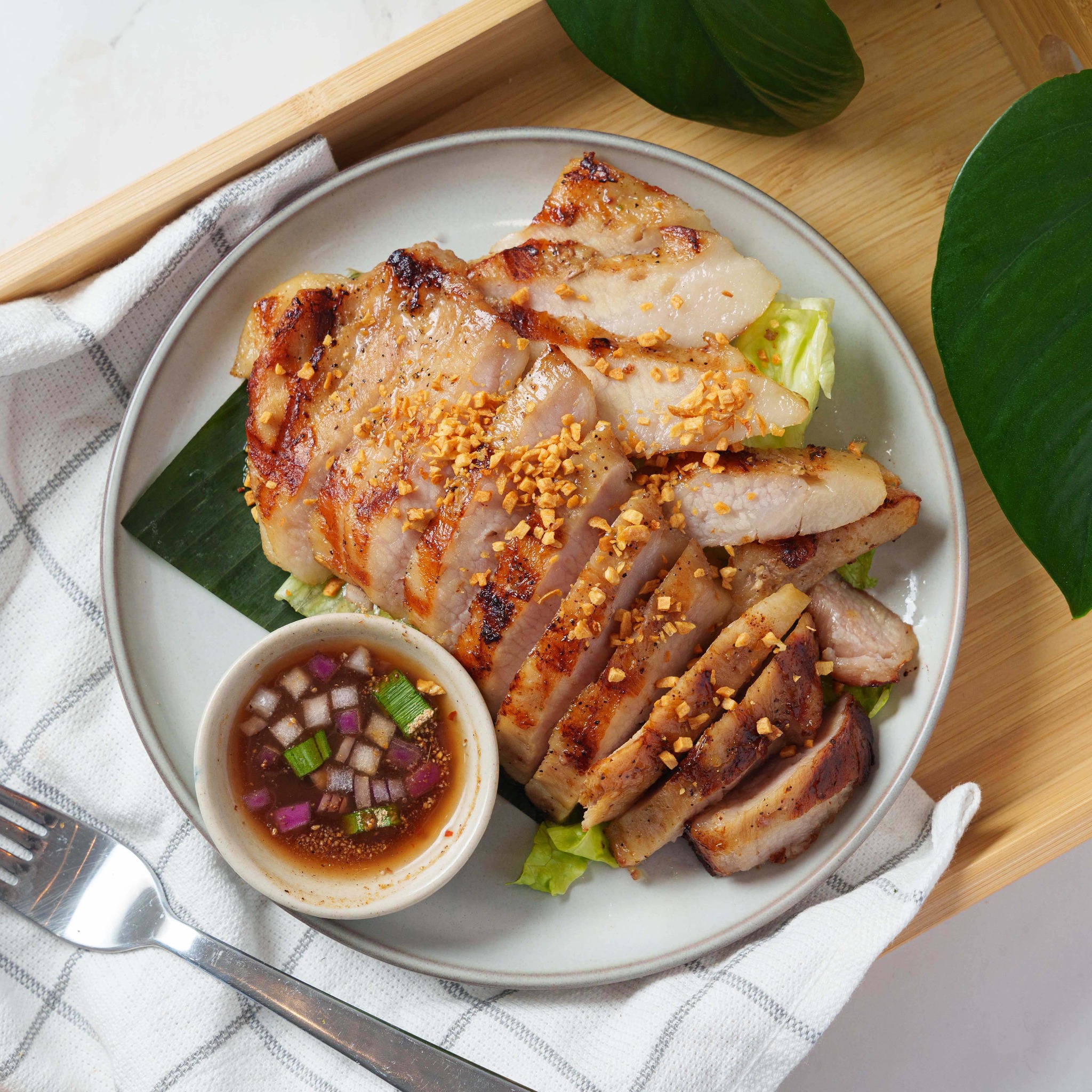lenoxthai-kor-moo-yang-grilled-marinated-pork-neck-70