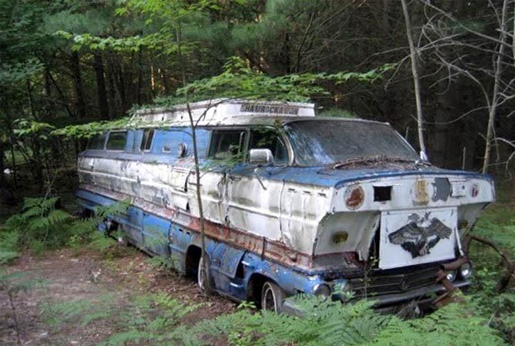 Train - Looks like a motorhome made from It appears to be made of 2 ...