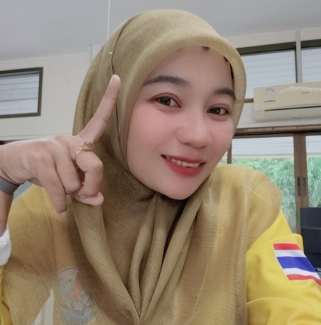 Nooreen Ying
