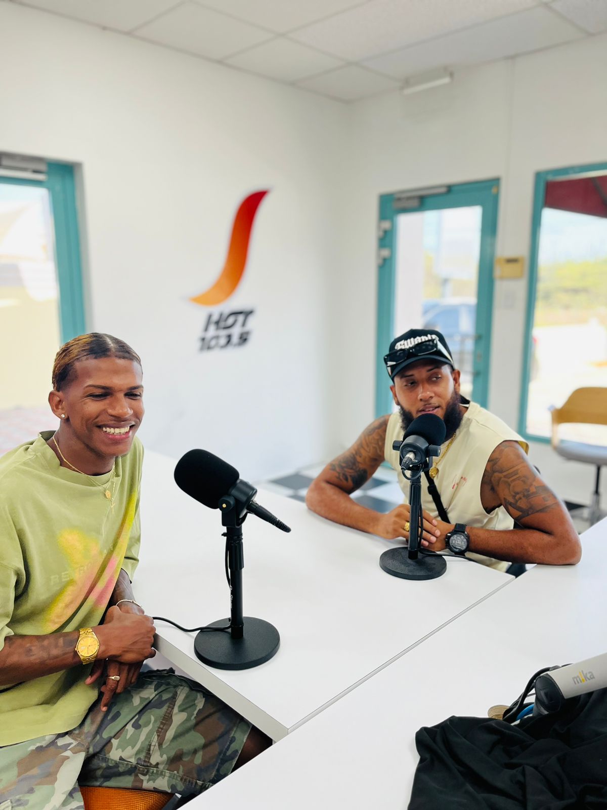 𝐋𝐨𝐤𝐨 𝐩𝐚 𝐬𝐭𝐢𝐦𝐚𝐛𝐮, 𝐅𝐫𝐞𝐝𝐝𝐲 𝐑𝐚𝐬𝐭𝐚 𝐟𝐭 𝐋𝐮𝐢𝐬... - HOT 103.5 FM Aruba