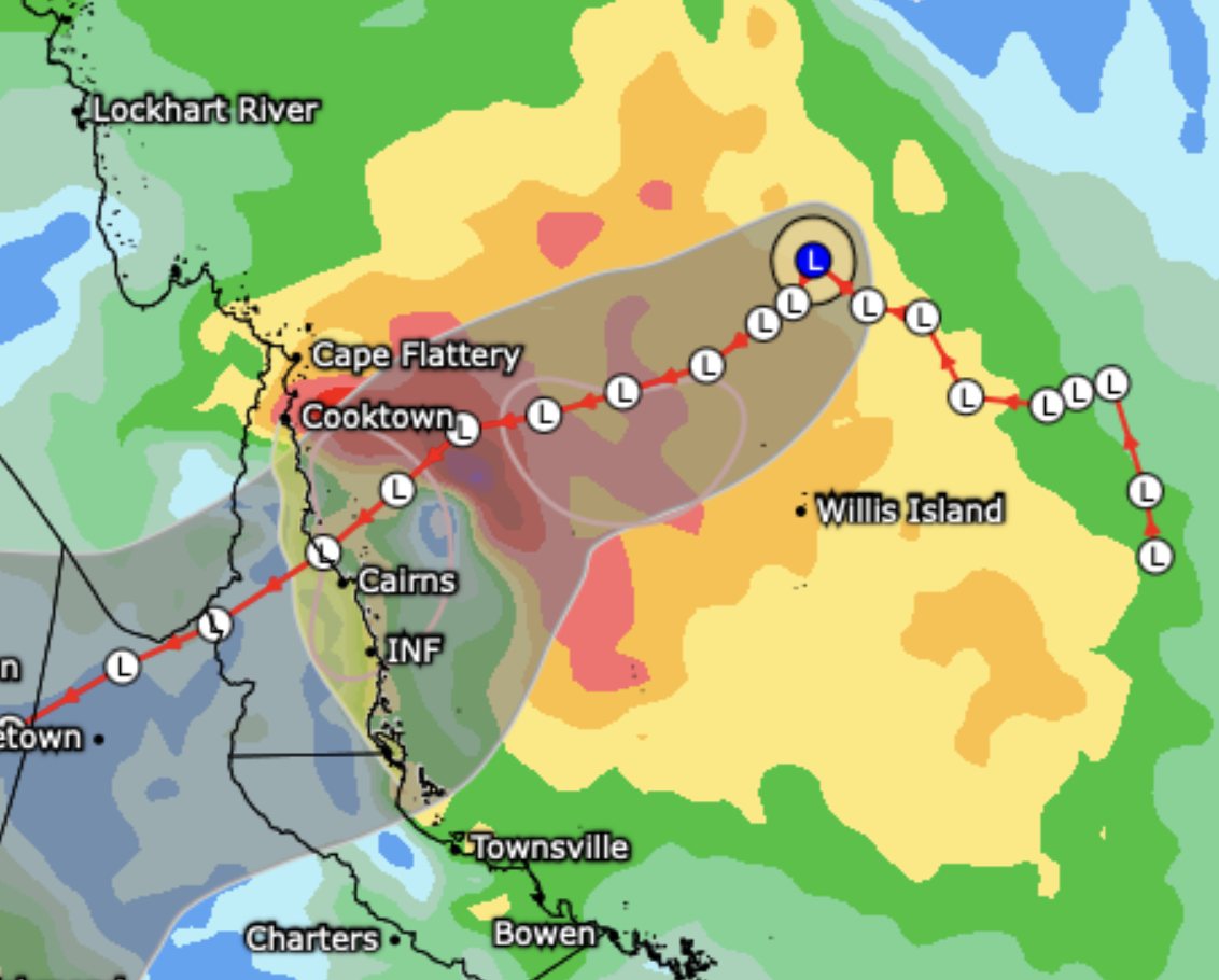 CyclonesOZ - Heads up Far North Queensland, you are on watch tonight ...