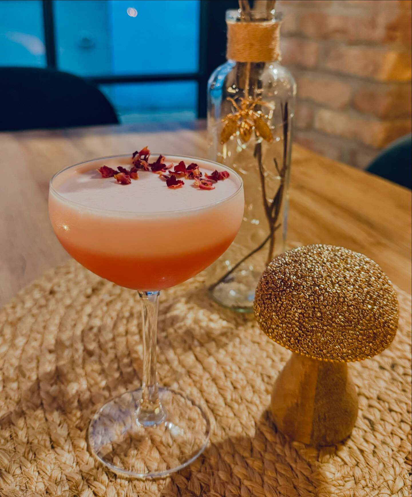 Andante Vinyl Bar Riga | Riga