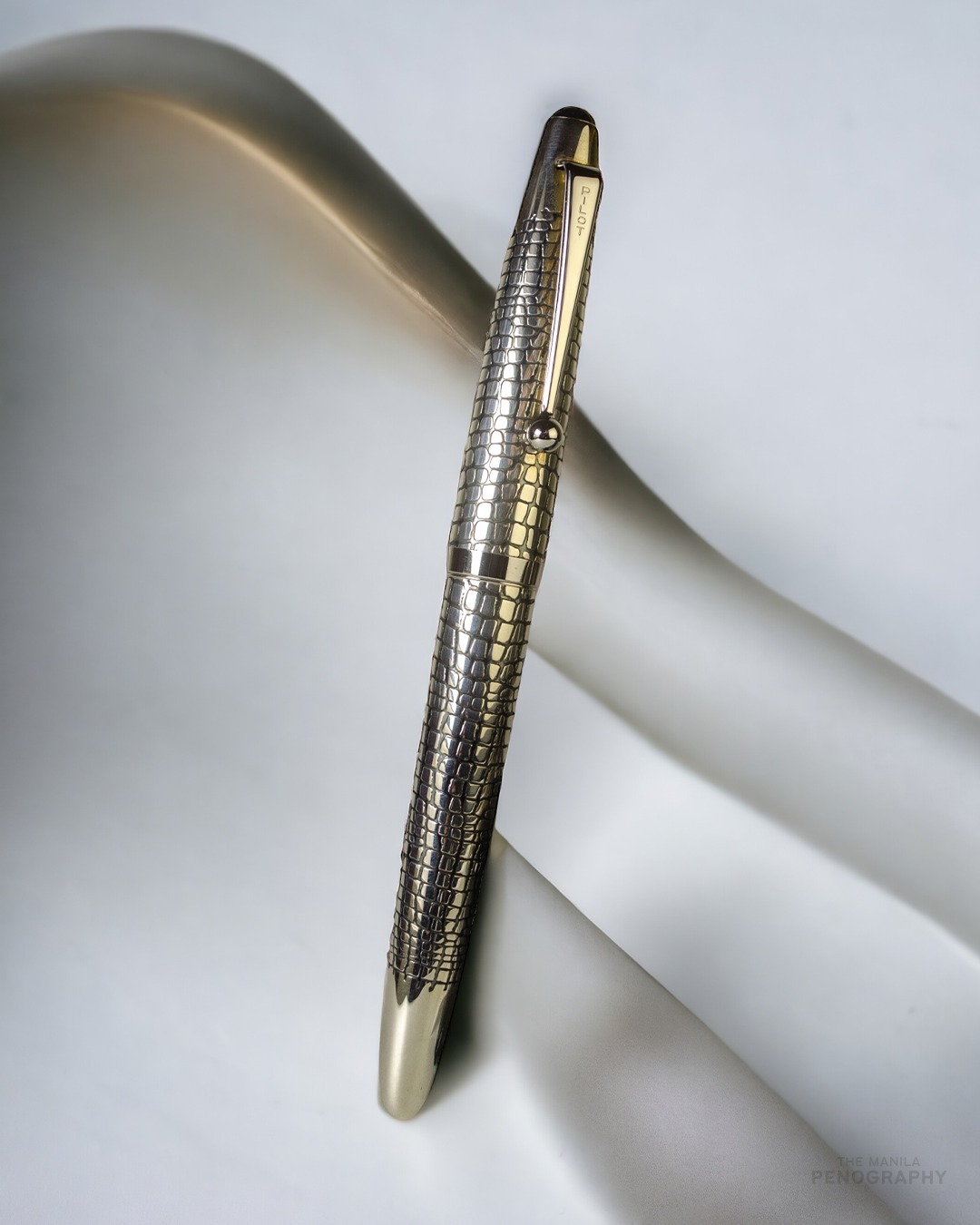 Platinum fountain pen in hammered sterling silver from Itoya Ginza