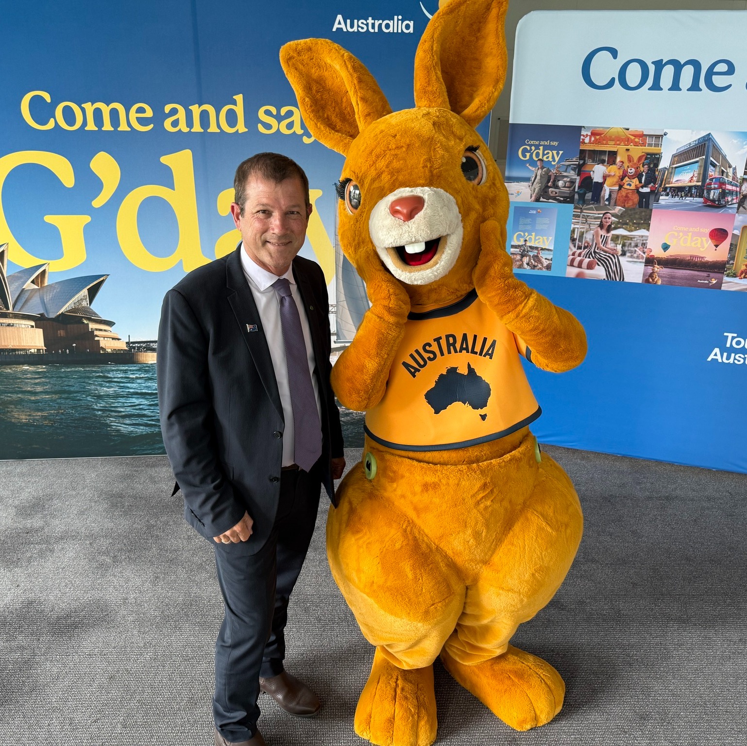 David Batt MP - 🇦🇺 G'day Ruby Roo🦘 Great catch up with... | Facebook