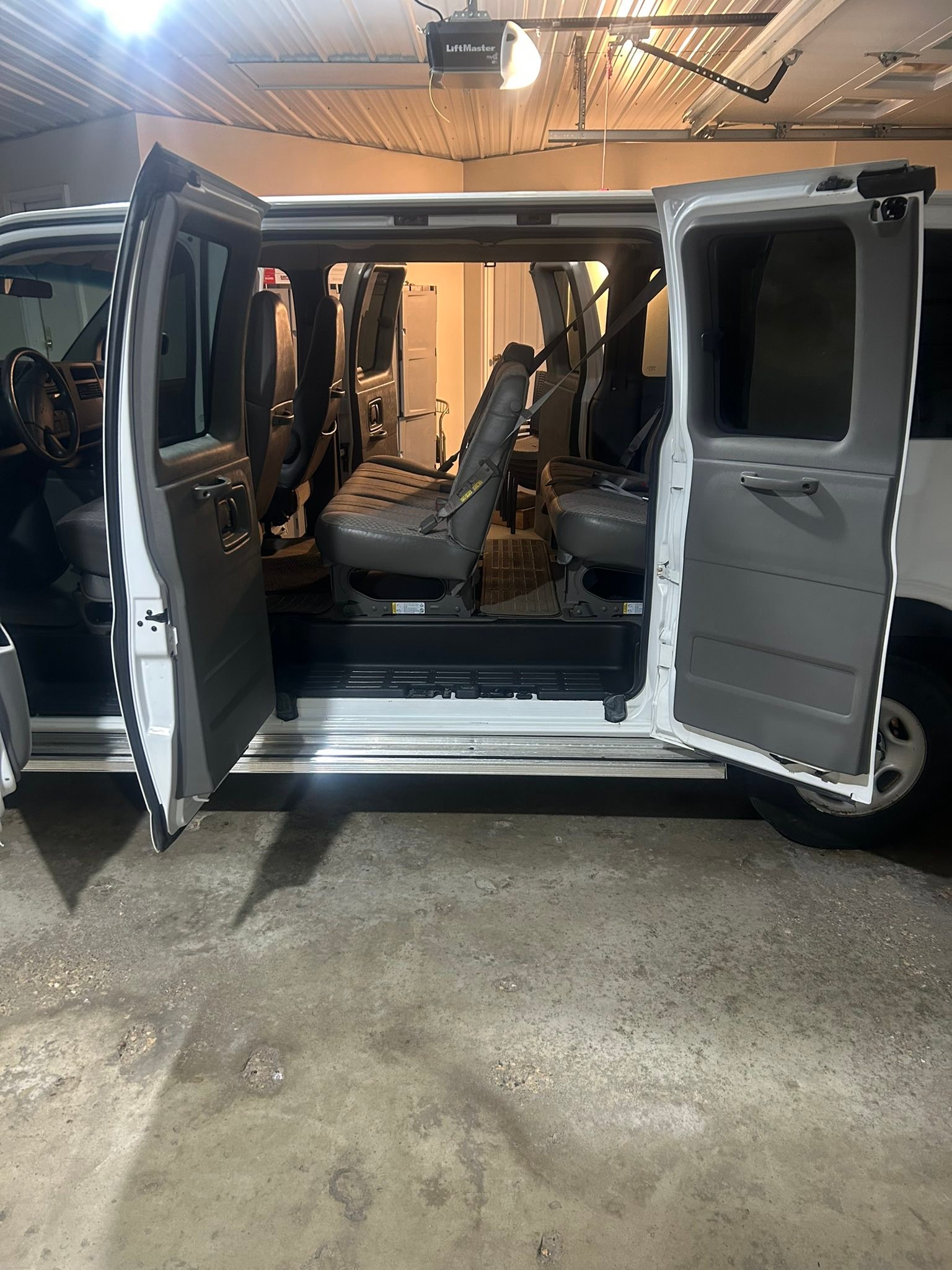 Weis Detailing - 🚐🛠️ Project van cleanup! This van came in... | Facebook