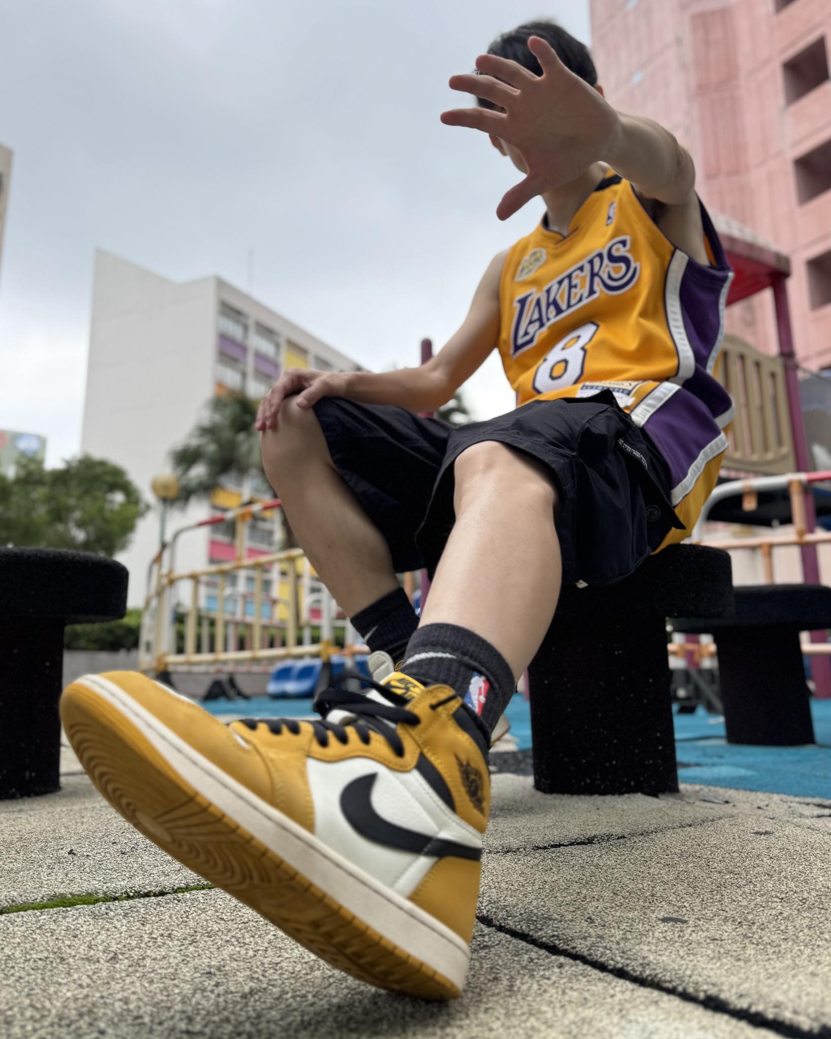 JORDAN 1 MID TALLE 41/42 88mil 月0 AN ROAN ク EN L AIR JORDAN On A 