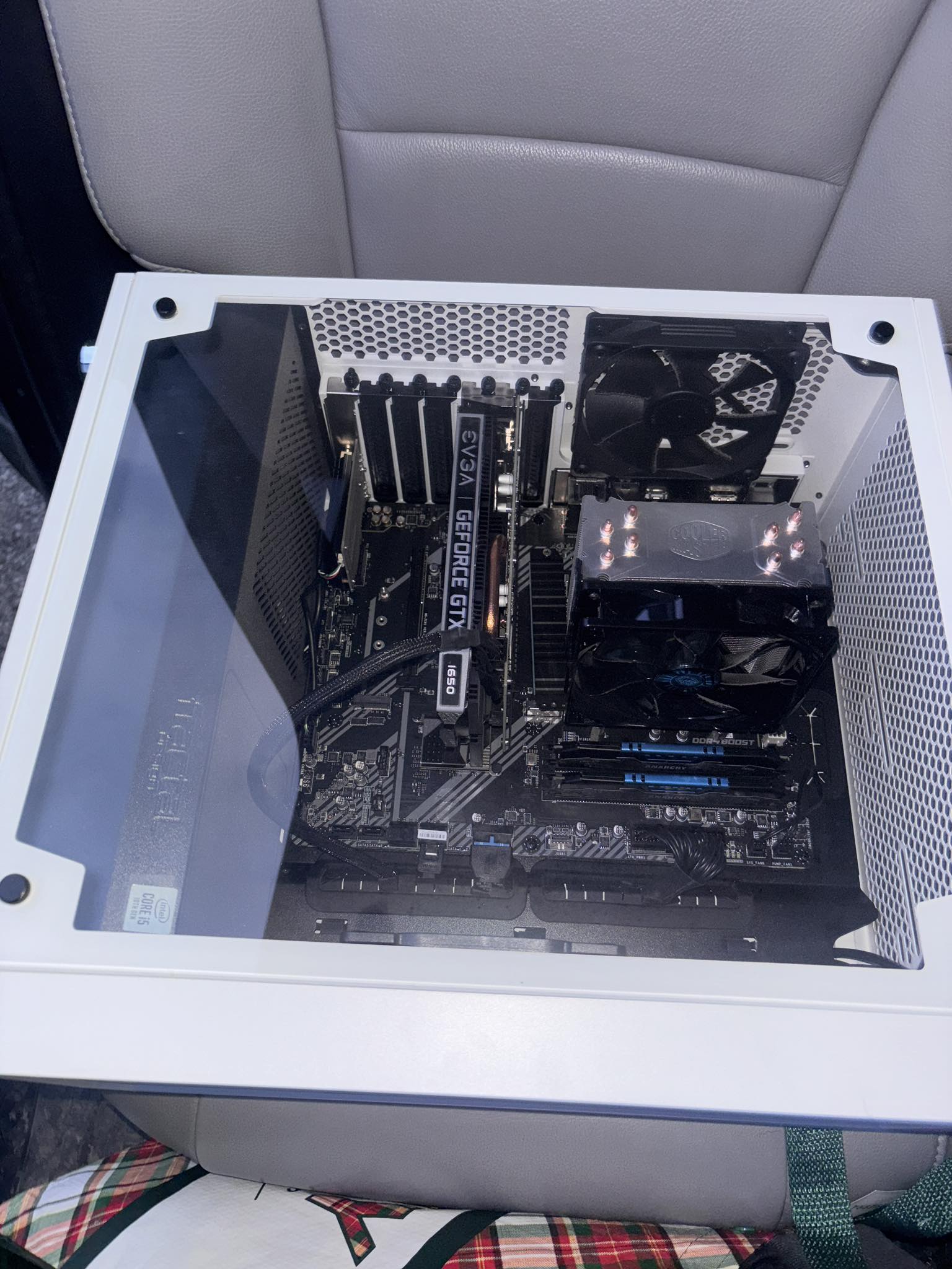 Fractal Design i5-9600K GTX-1050TI
