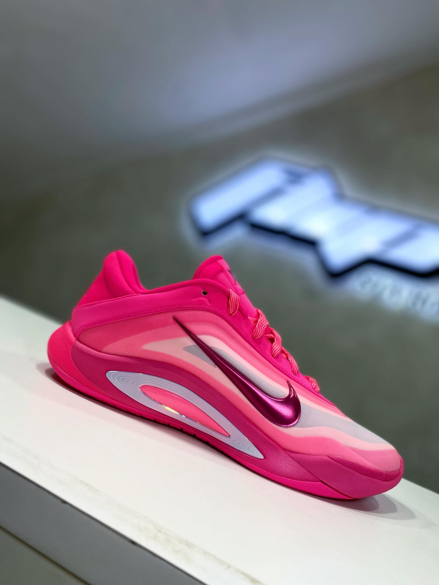NIKE A