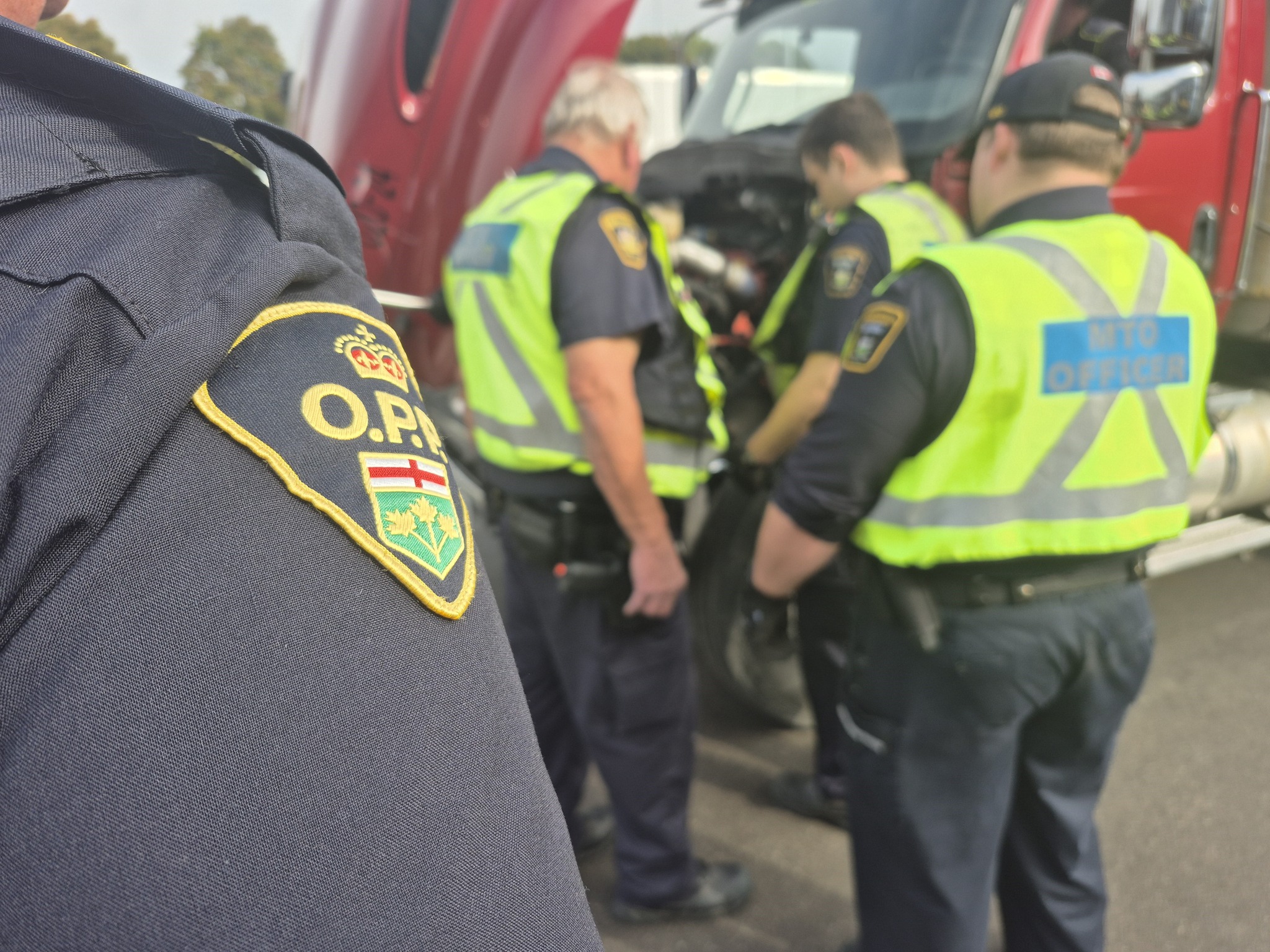 Ontario... - Ontario Provincial Police - Central Region
