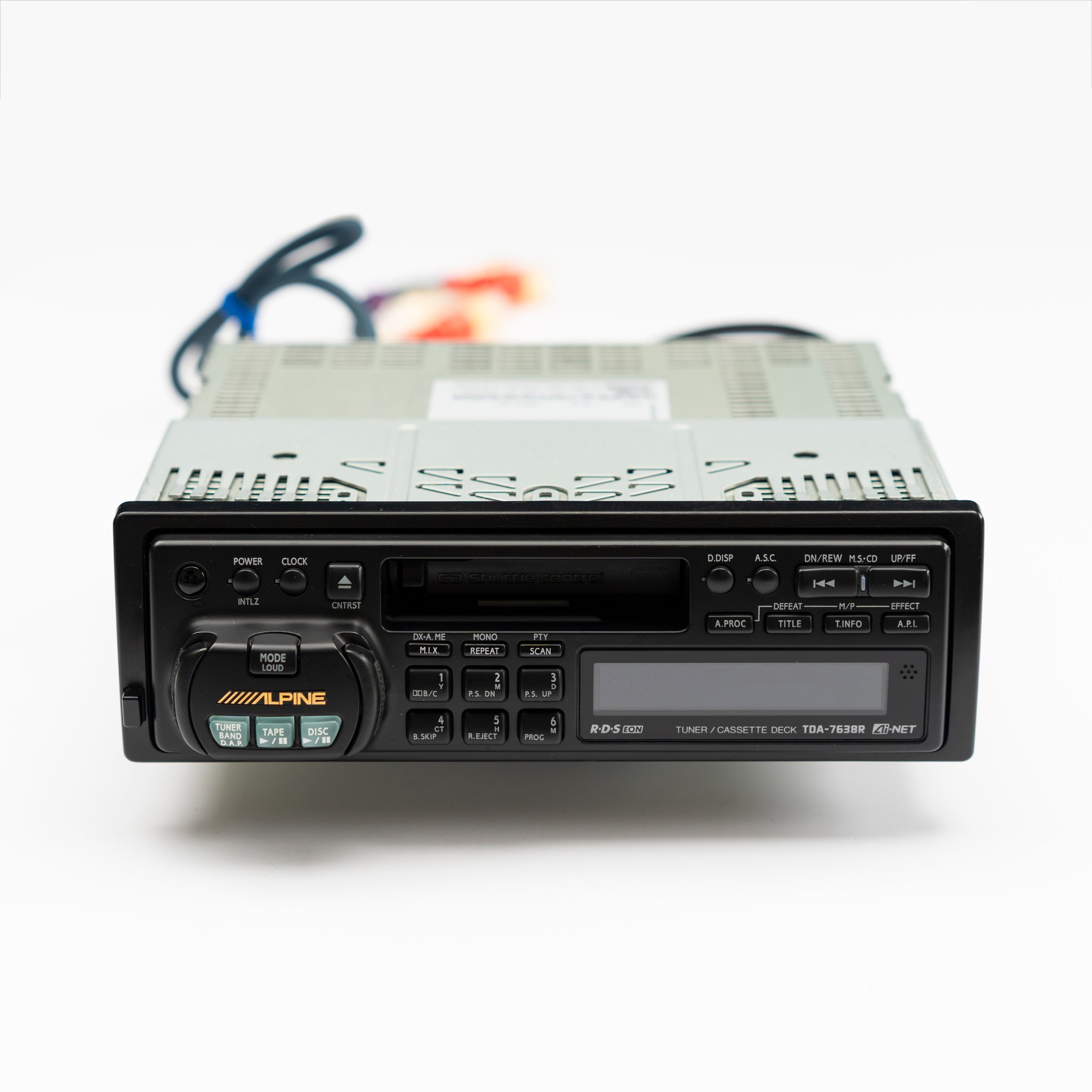 Alpine DVA-9965J, a legendary vintage car-audio head unit