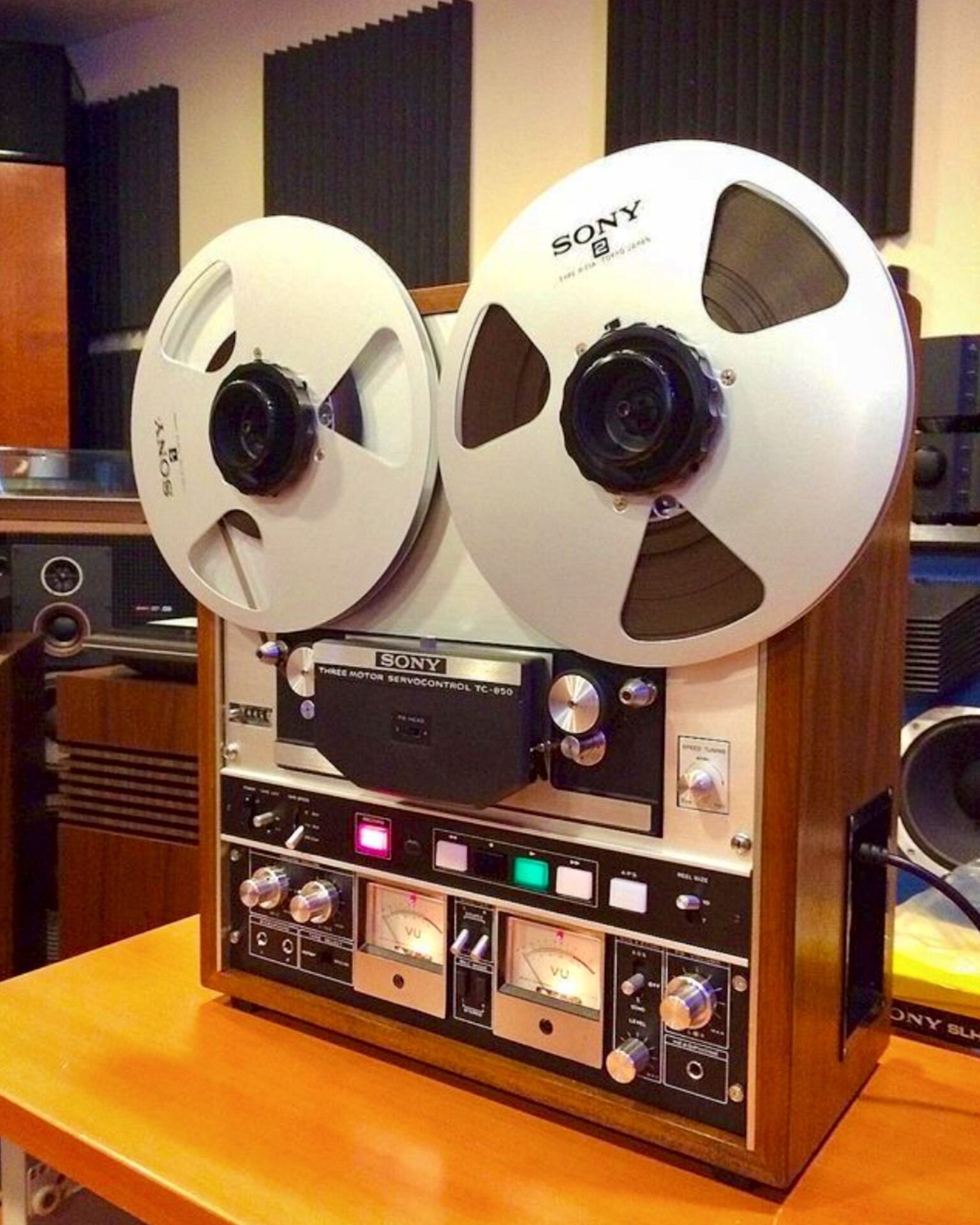 Sony TC-2050 Stereo Tape Deck