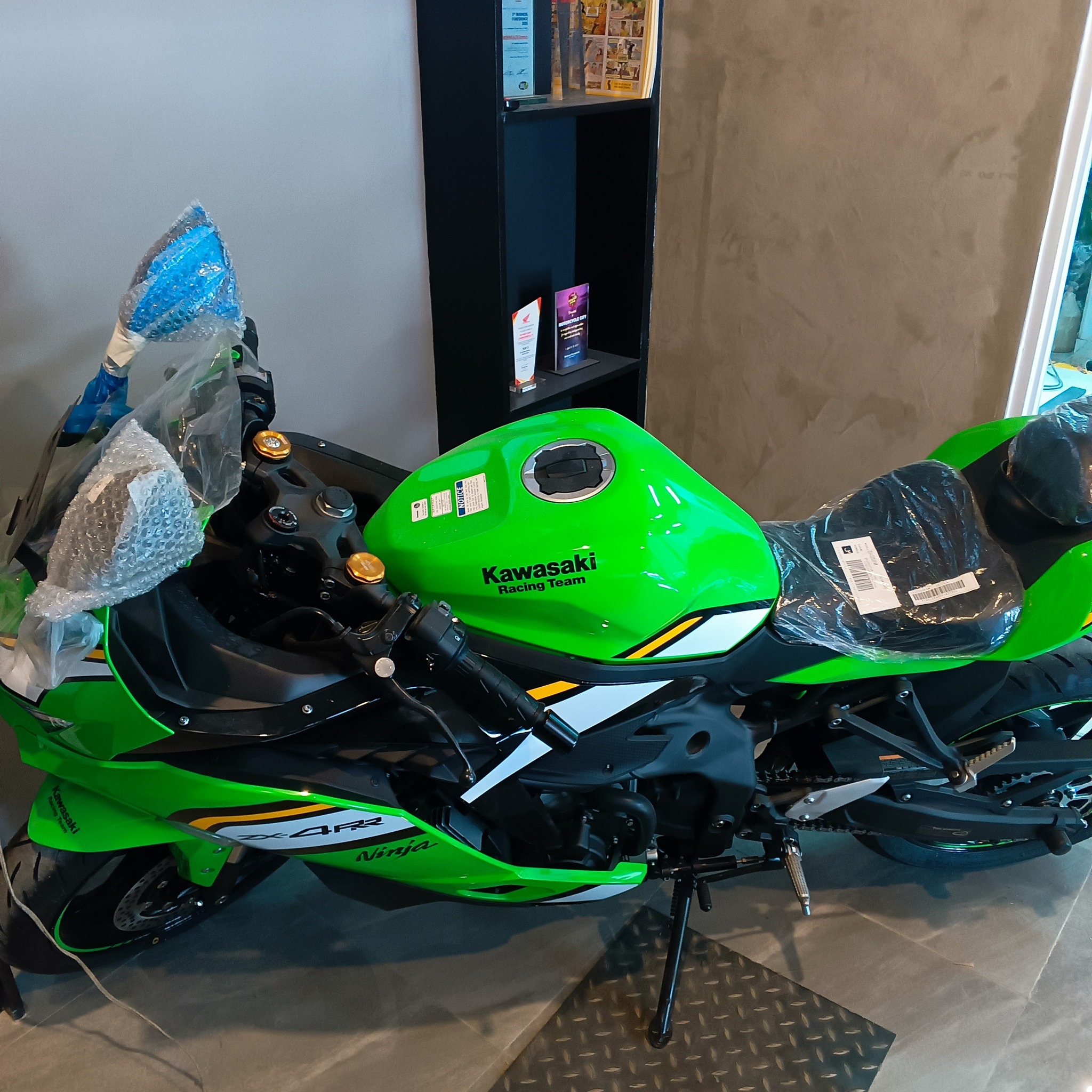 Kawasaki Zx4rr 499SRP 20%DP P99,800 Chattel Fee-17,921 Insurance