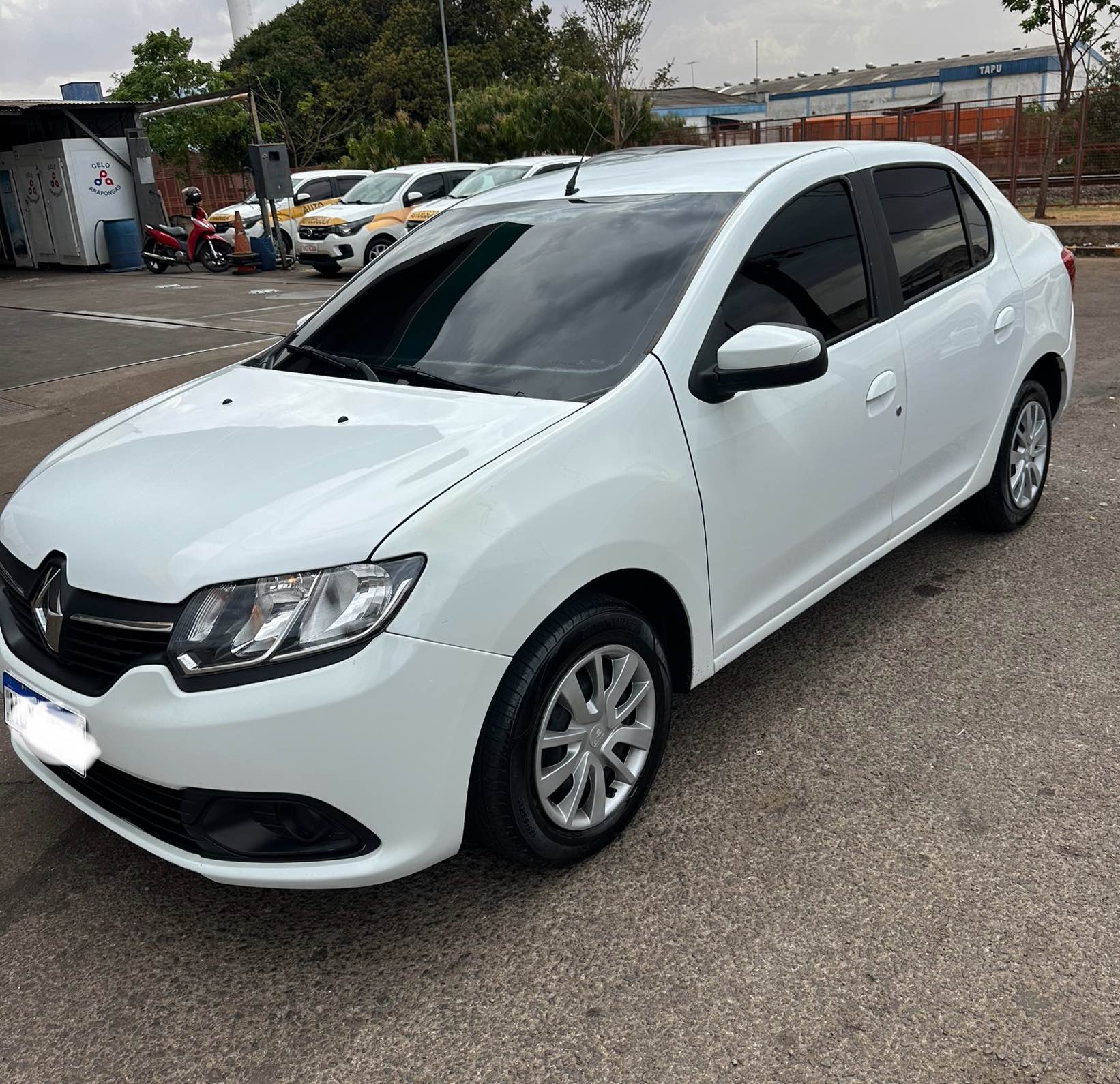 2014 Renault Logan