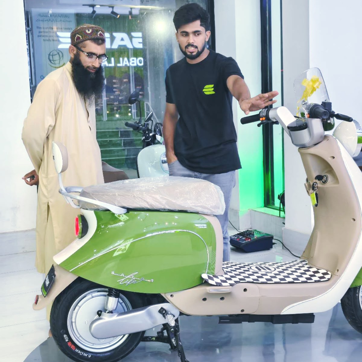 electric bicycle in lahore Eveon Zippy  Centre Lahore Bike Cycle For Sale