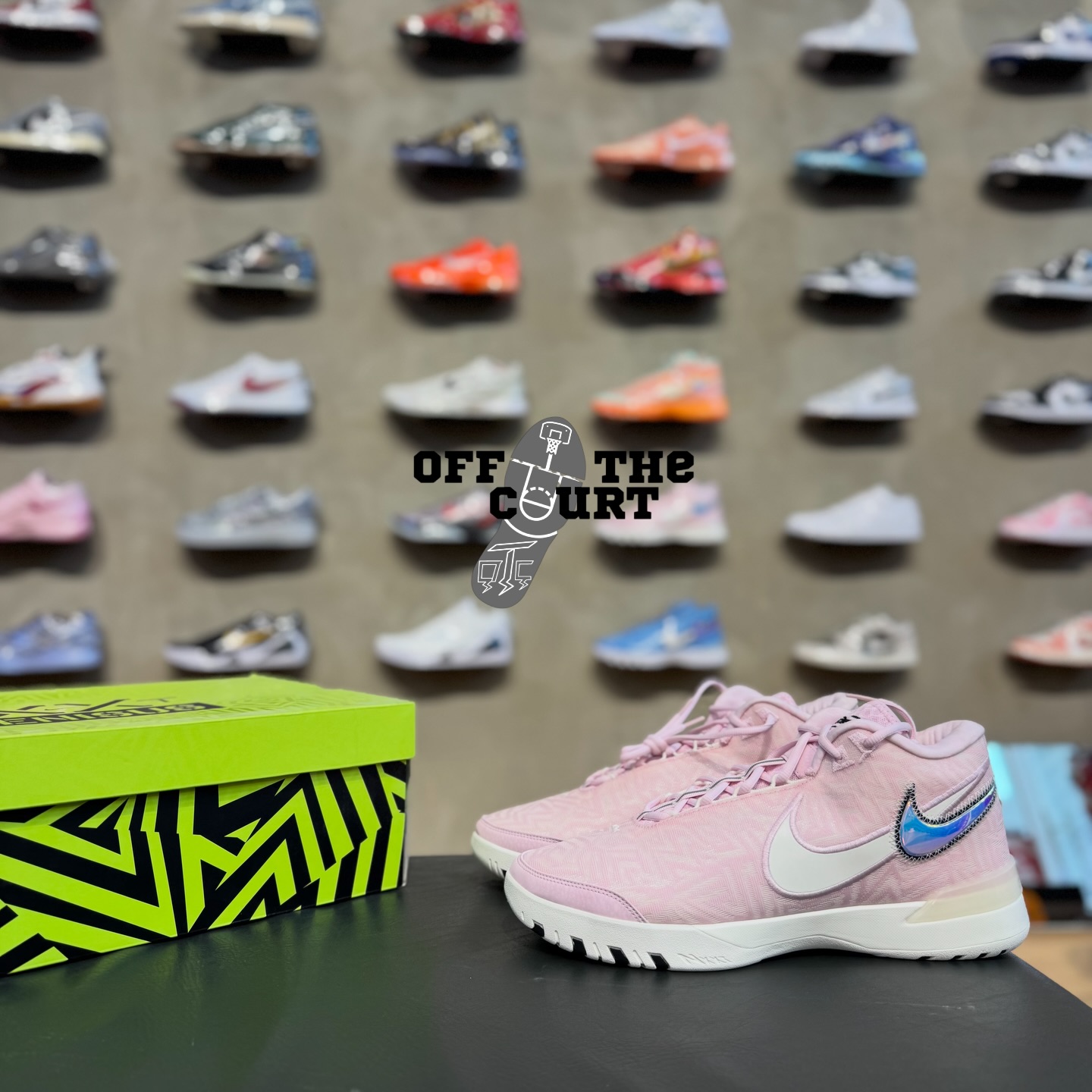?JUST DROPPED ? Lebron Nxxt Genisus Pink Foam ?For only ₱3,599 