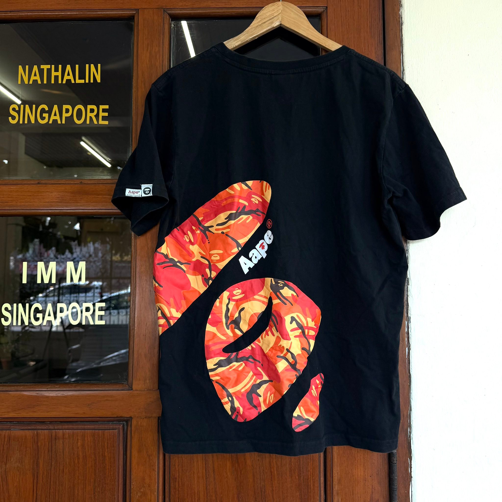 F.C.Real Bristol キャップ New white cotton short-sleeve t-shirt from A Bathing Ape. This