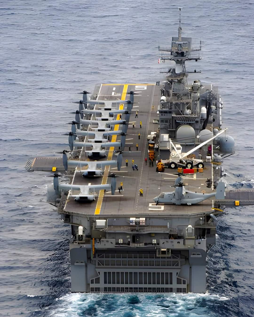 USS Wasp arrives at Norfolk Naval Base for commissioning