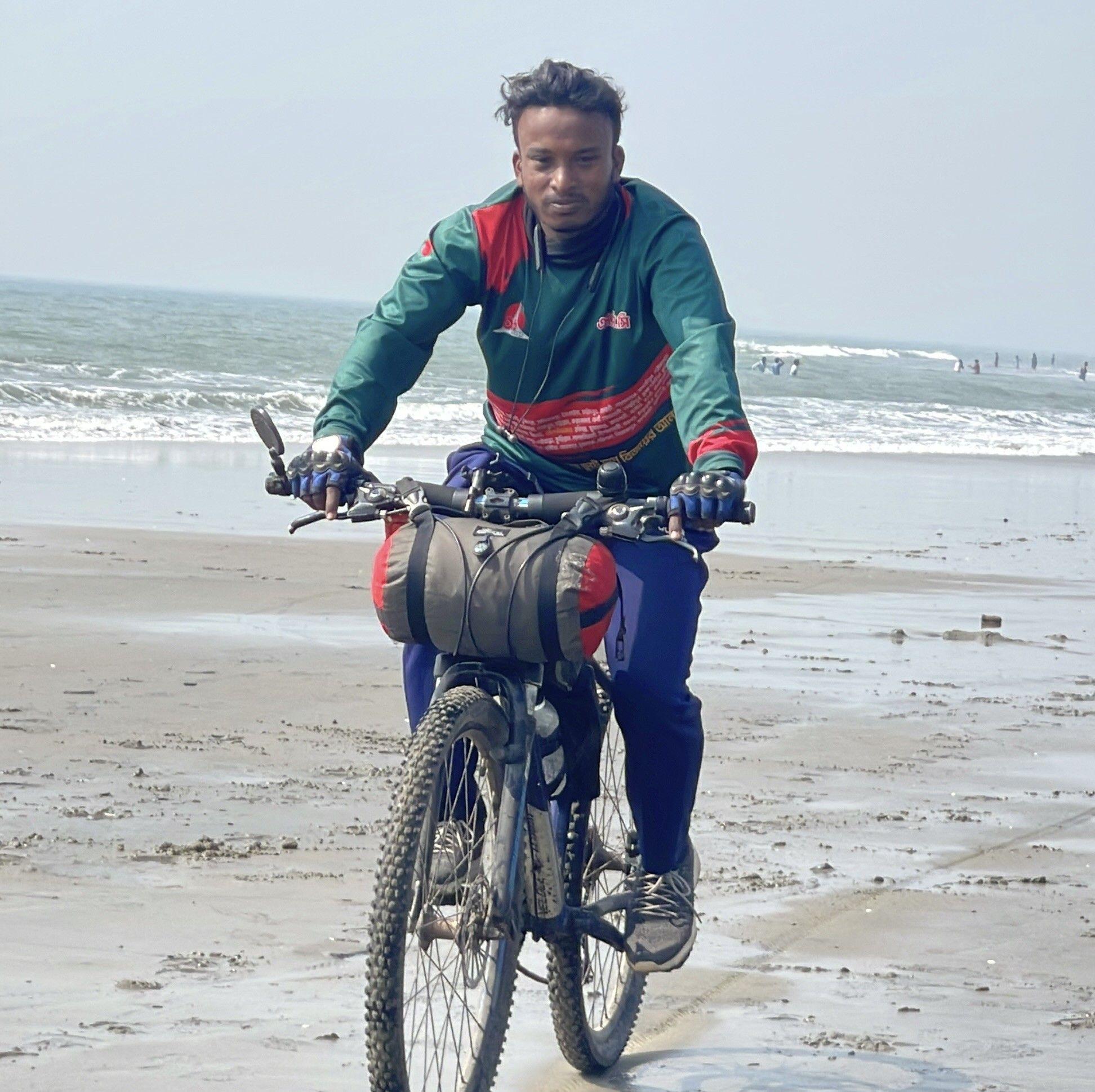বাই সাইকেলে সুনামগঞ্জের নীলাদ্রি লেক, যাদুকাটা নদী, বারিক্কা টিলা ও ...
