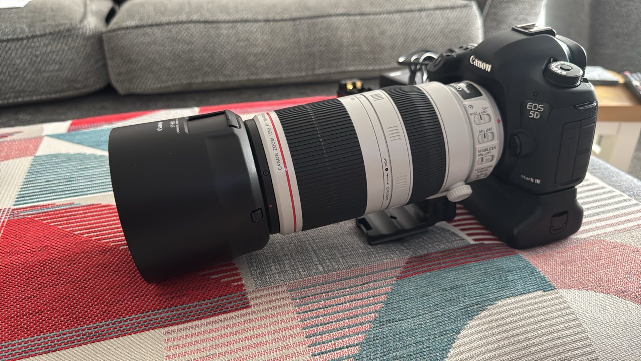 Saturday 3rd January All mint Canon 5d mk2 WITH 24-105L Canon 16 