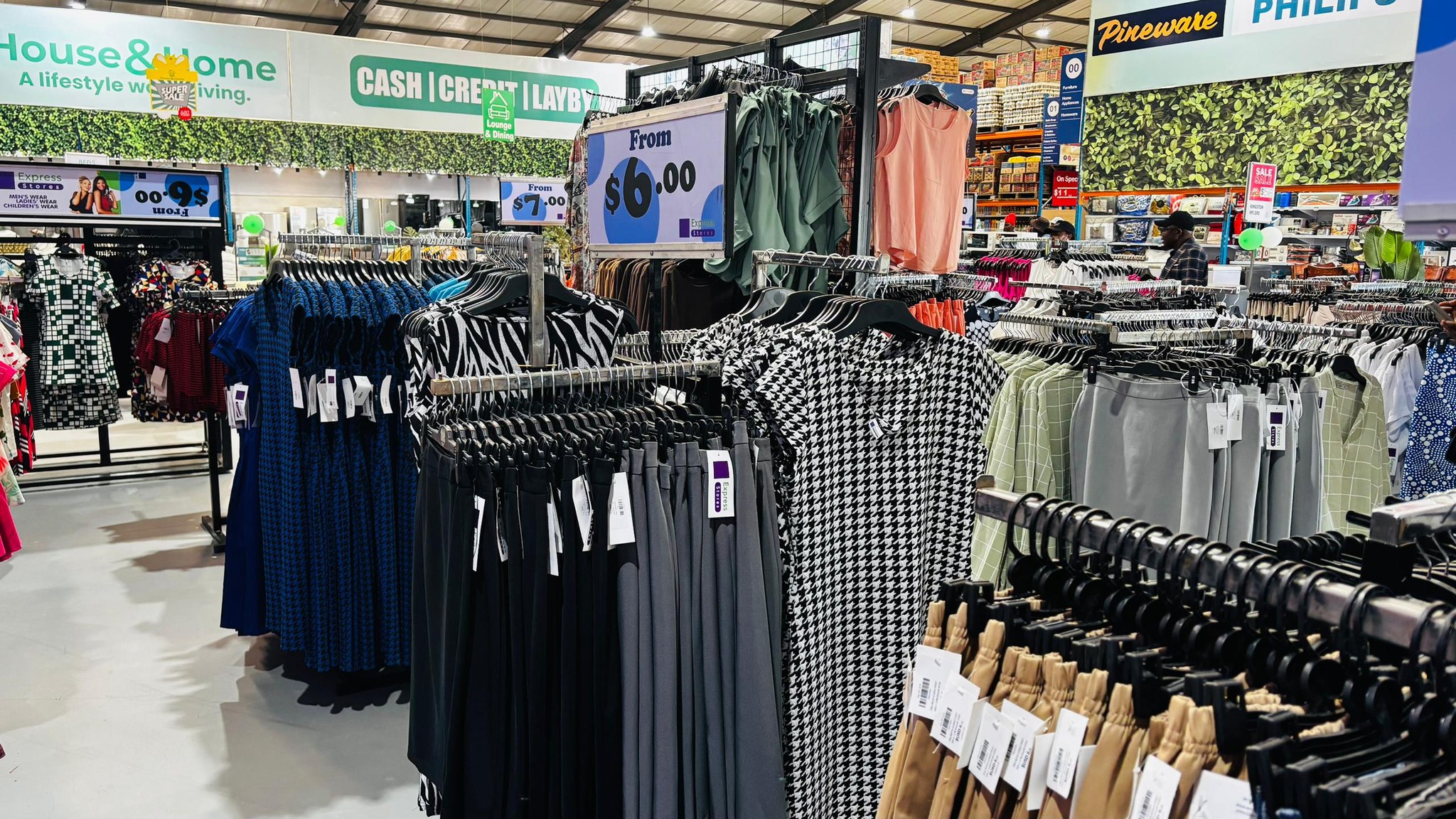 Express Stores Zimbabwe added a... - Express Stores Zimbabwe