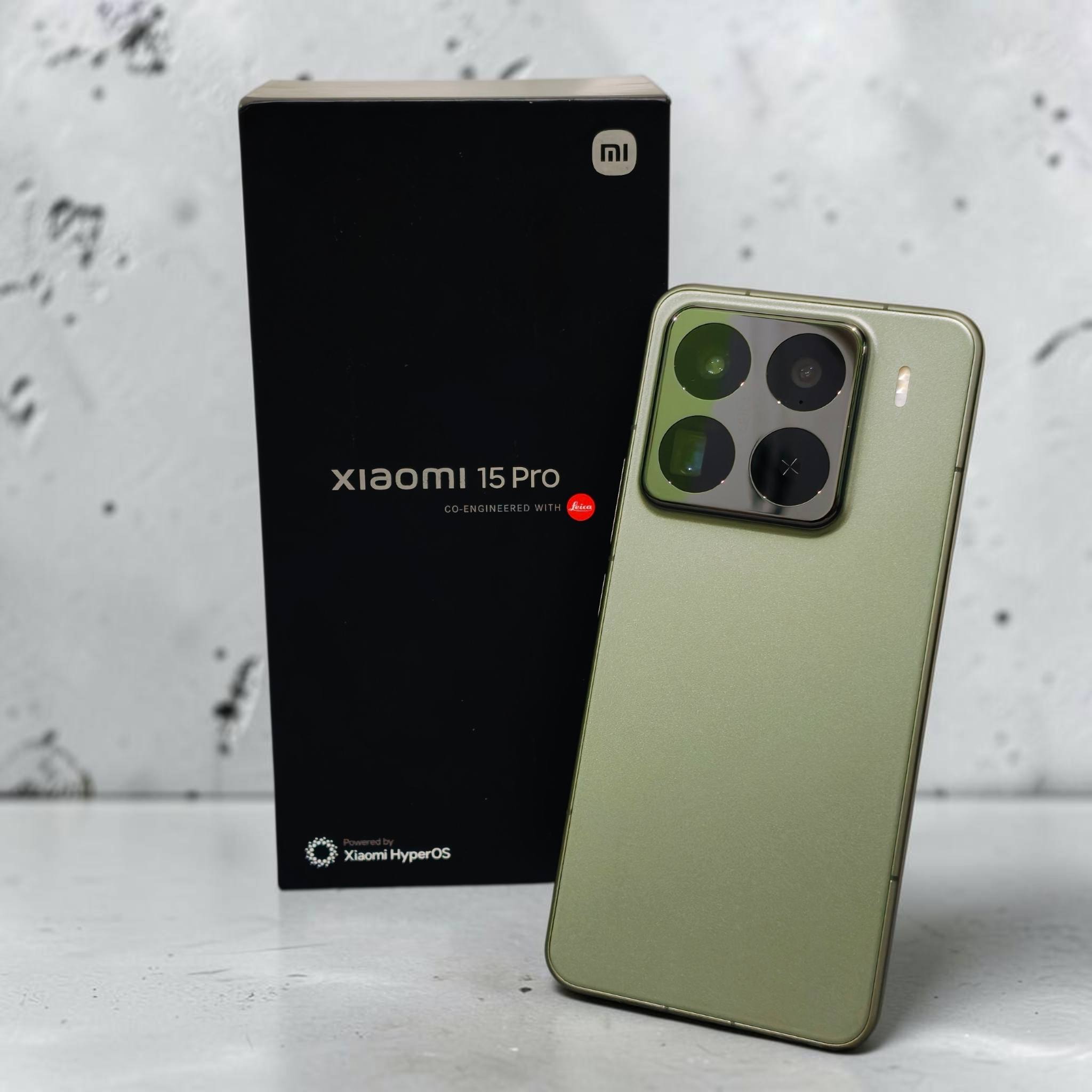 Xiaomi 15 Pro Green 256gb 100% battery health 256gb Storage/ 12gb 