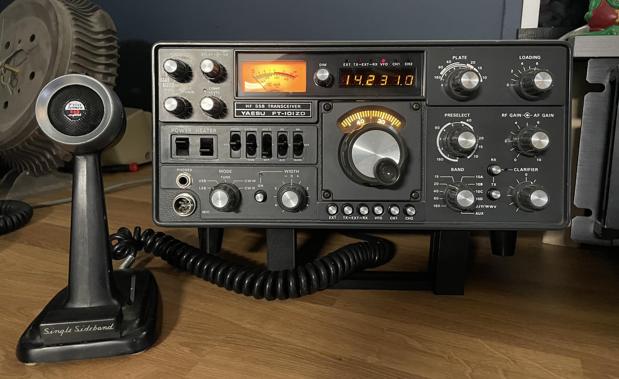 Upgrading to Yaesu FT-100 with Z100A tuner