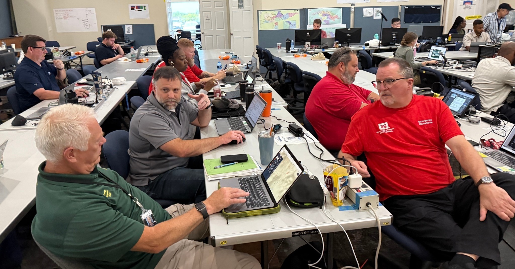 U.S. - The U.S. Army Corps of Engineers ESF-3 team in the USVI, is co ...