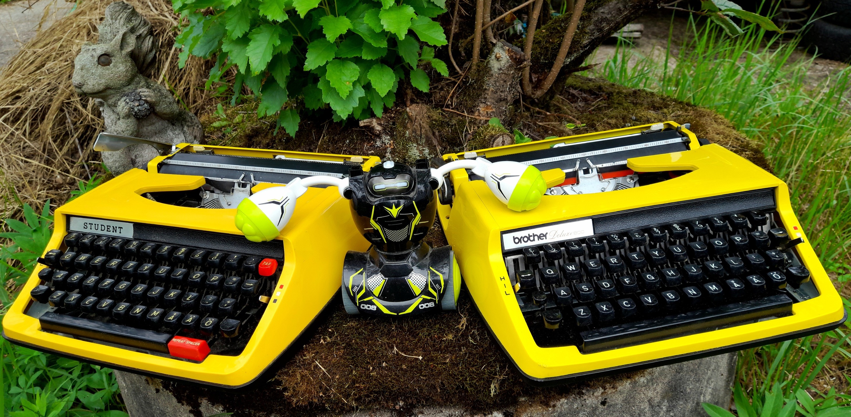 Vintage Brother typewriters from Japan