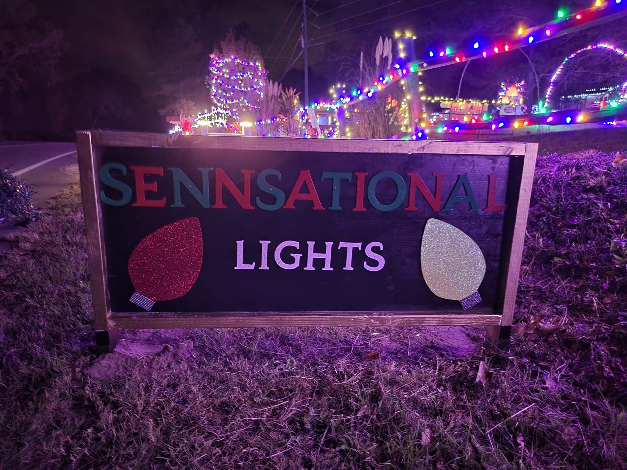 Senn-sational Christmas lights drive-thru open nightly