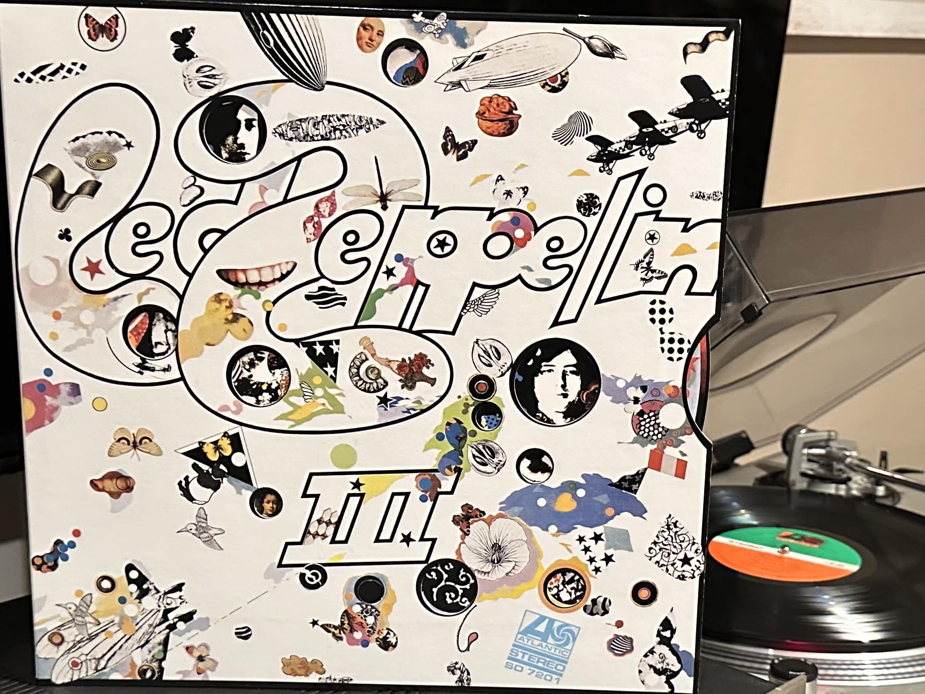 Led Zeppelin 3 artwork by Richard Drew
