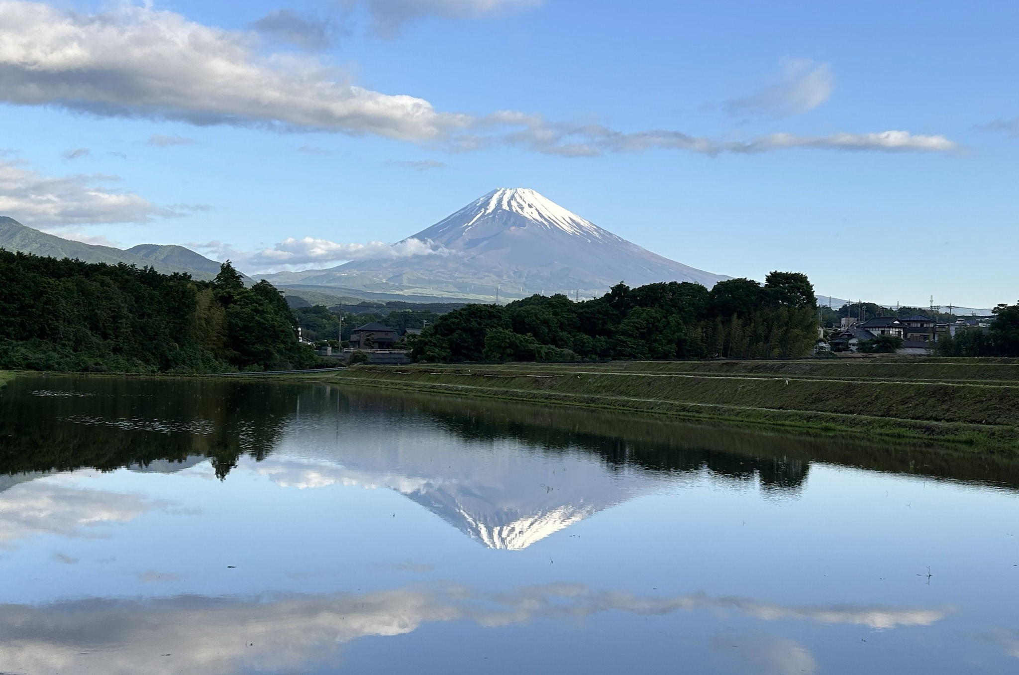 富士山写真 「雄揮の大地」 Amazon.co.jp: 新版 富士 Mt.Fuji : 大山行