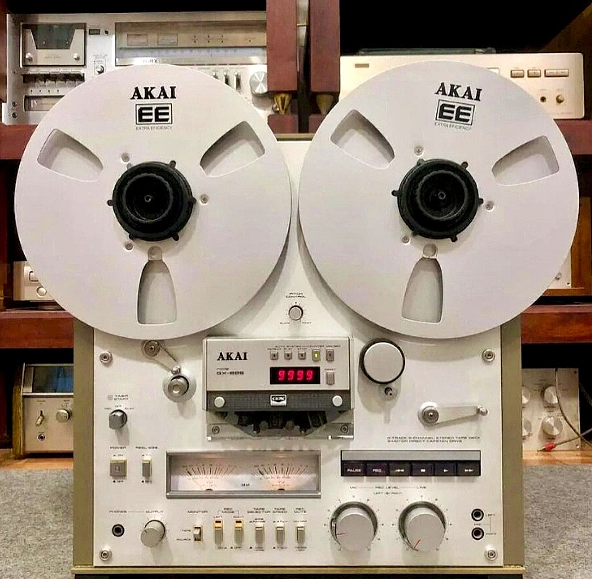 Akai GX-625 stereo reel-to-reel tape recorder.