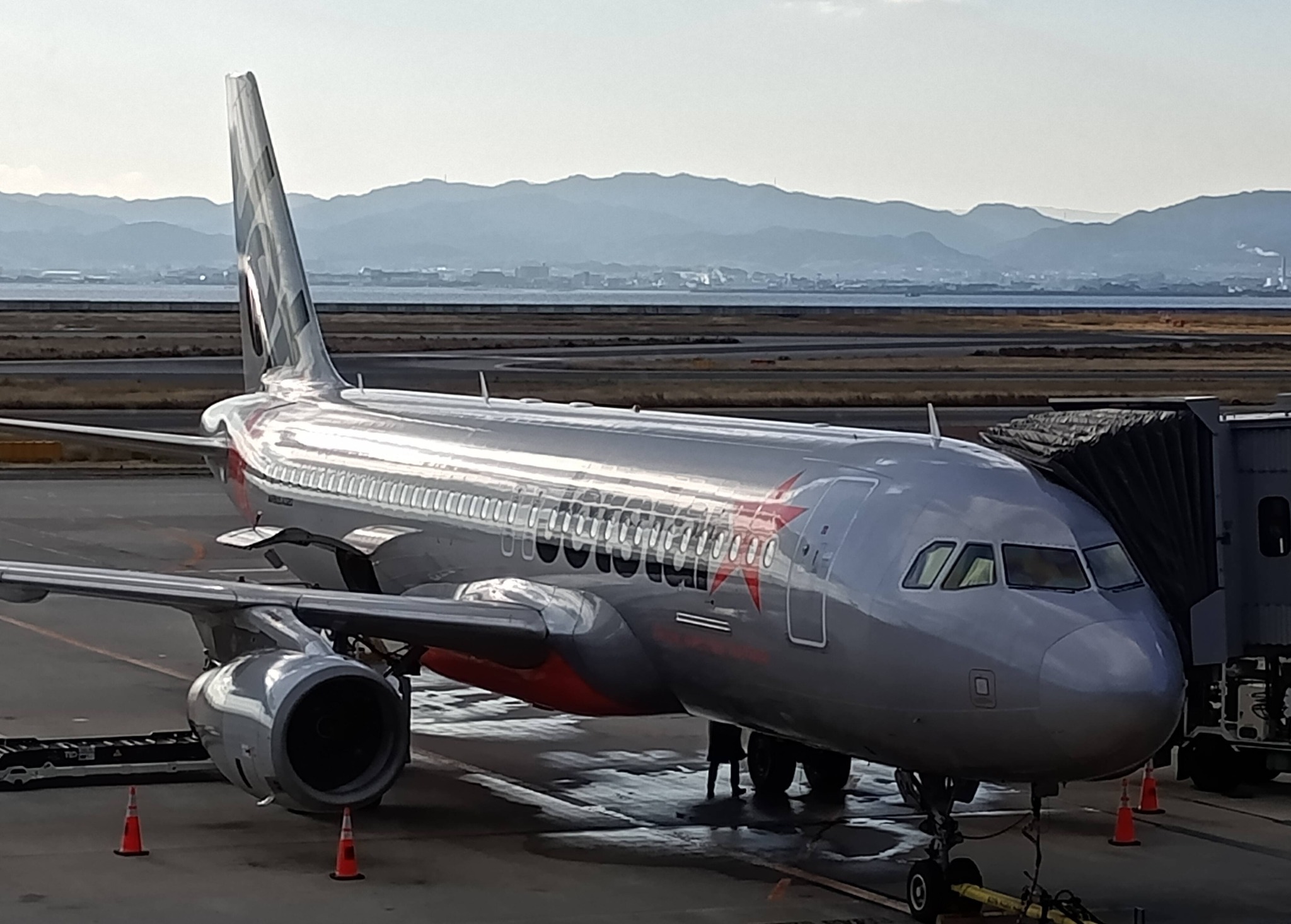 2025年12月16日、関空（Jetstar）➔那覇（SKYMARK）神戸、往復チケット 