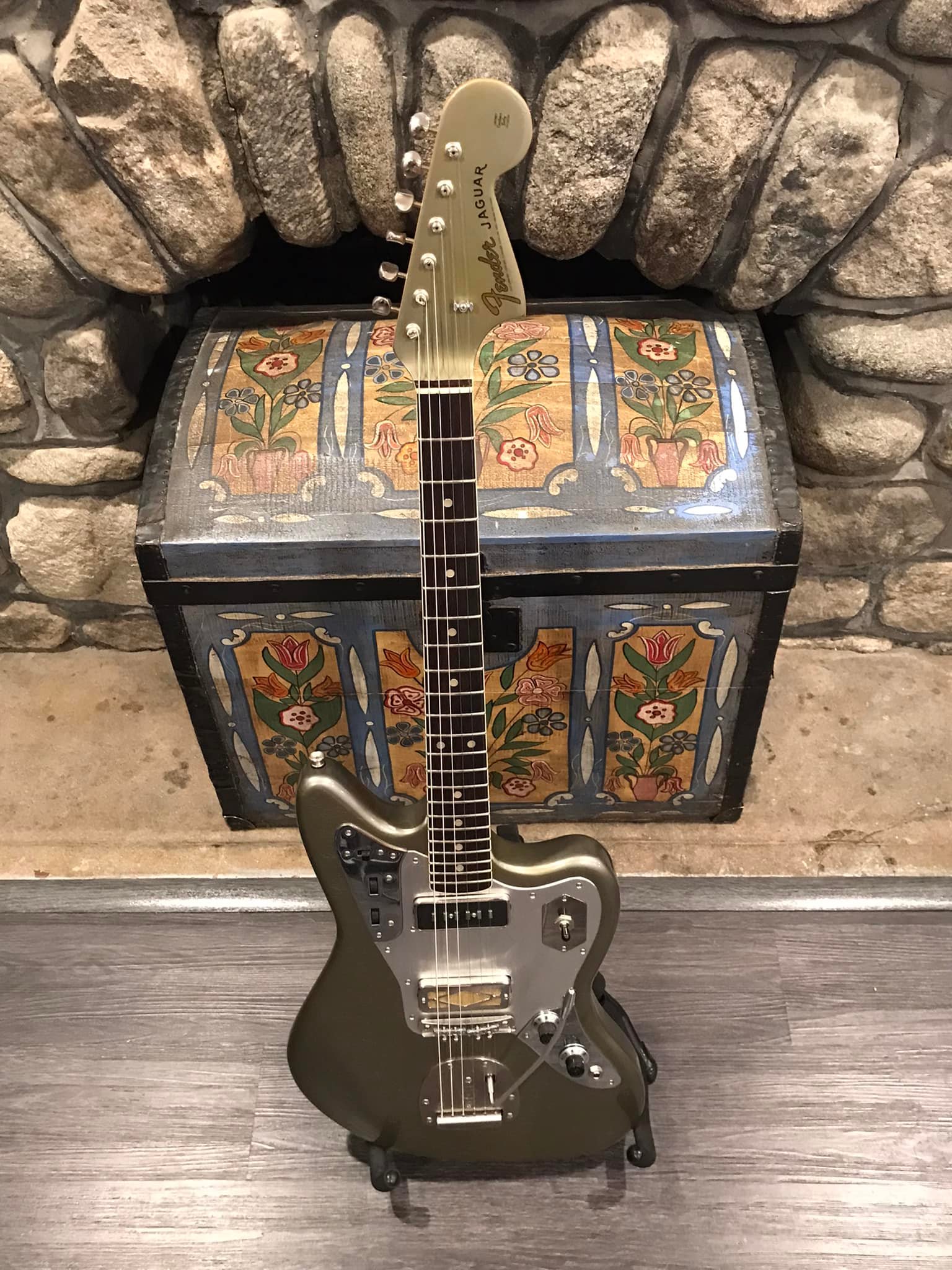 What is a good combination for a 1965 Fender Jaguar neck on a 
