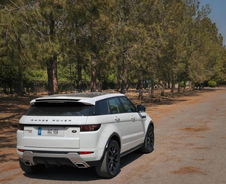 PakWheels - Range Rover Evoque Autobiography 2012 is available for sale ...