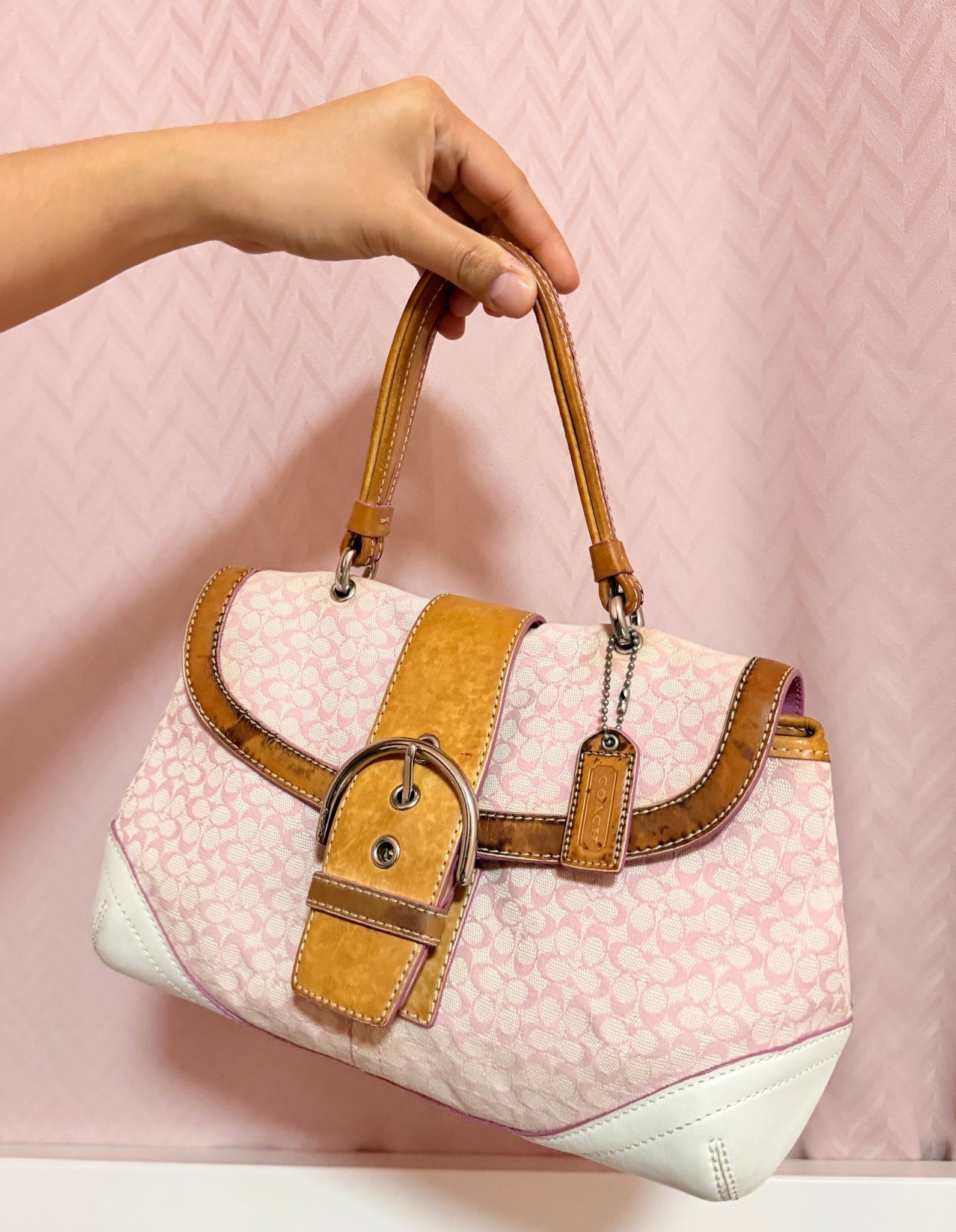 COACH 2004 Soho Signature Flap Shoulder Bag 6818 Pink Suede 