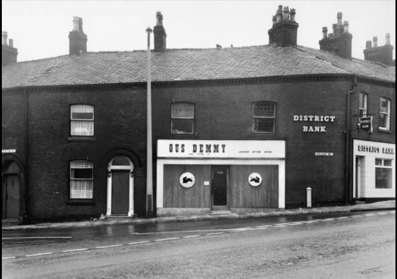 oldham-s-past-1974-gus-demmy-betting-shop-on-hollins-road-and-the