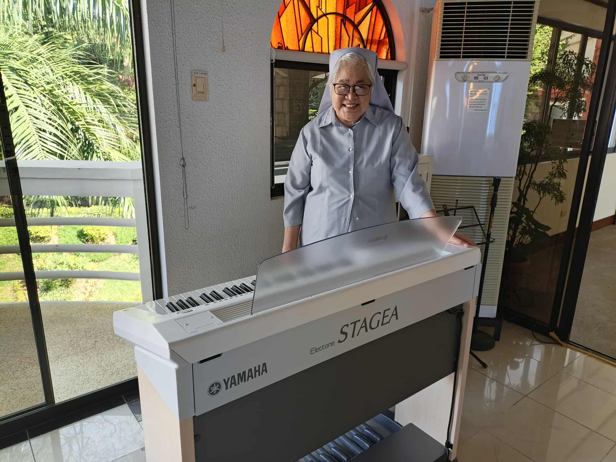 Yamaha - Another Yamaha Electone Stagea ELB-02 just landed on a 